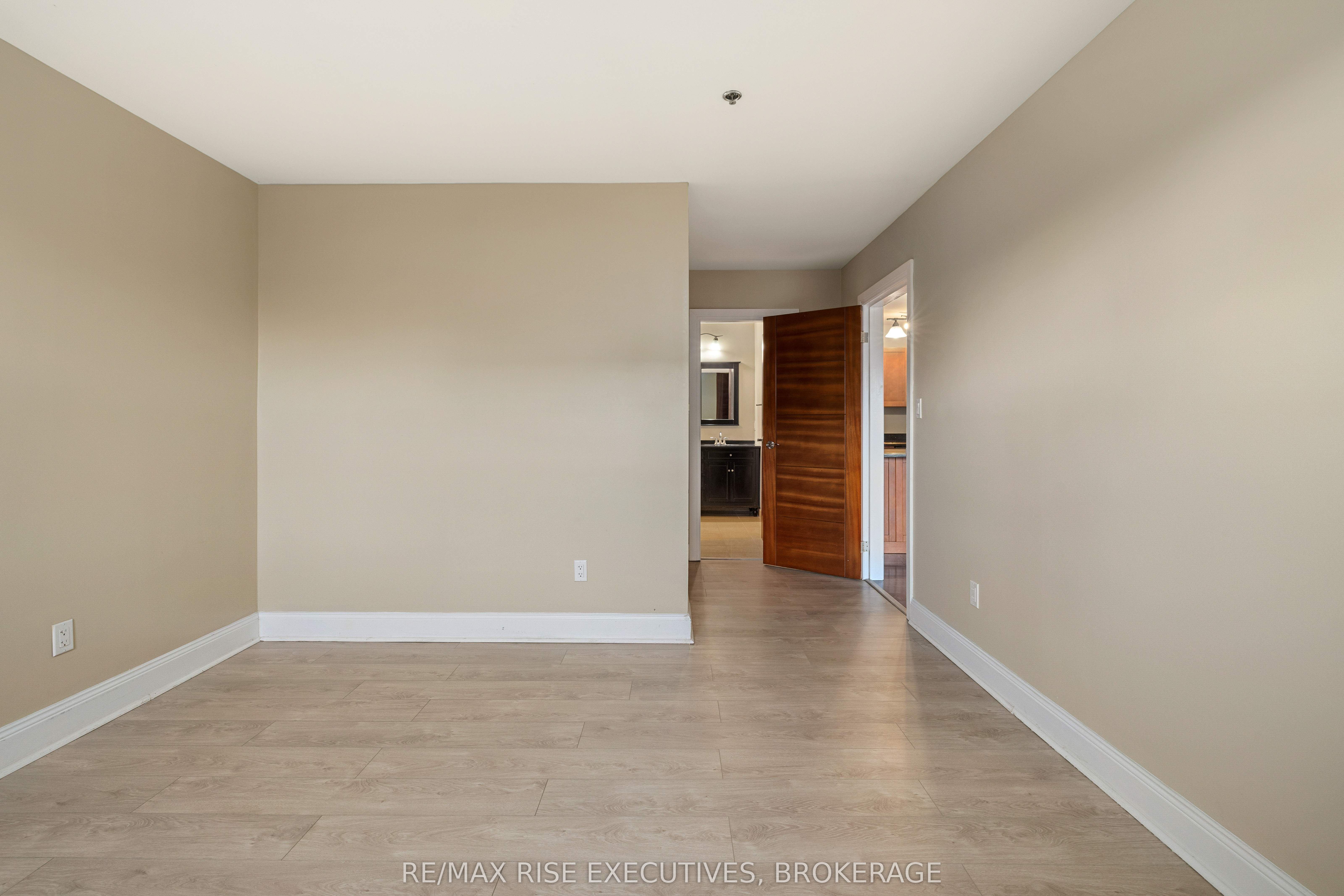 539 Armstrong Road 515 Property Photo 25