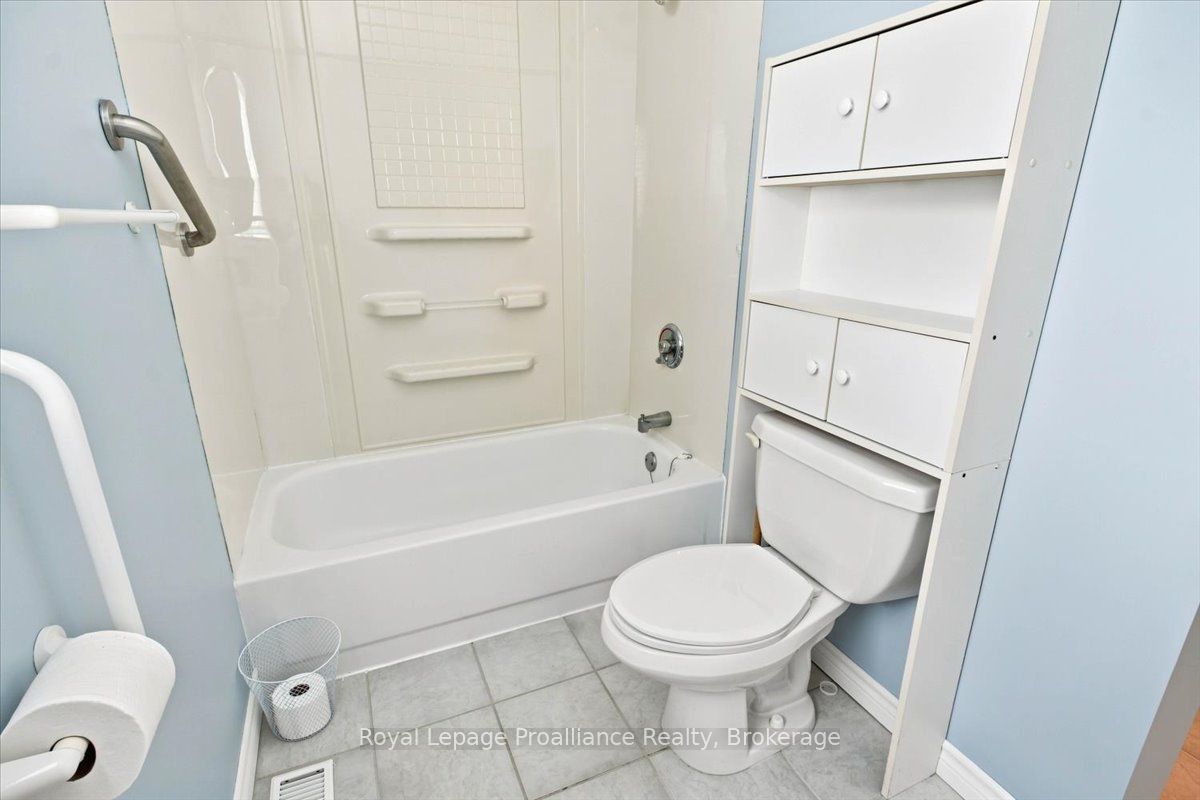 40 Riverview Drive Property Photo 22