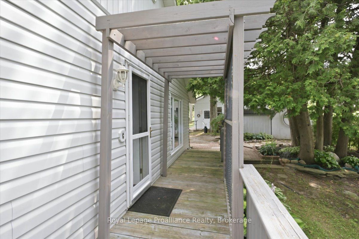 40 Riverview Drive Property Photo 34