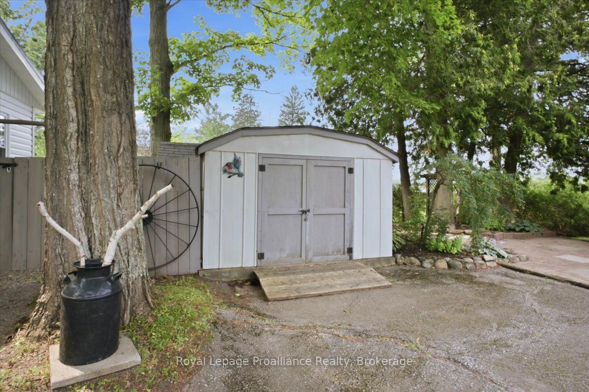 40 Riverview Drive Property Photo 47