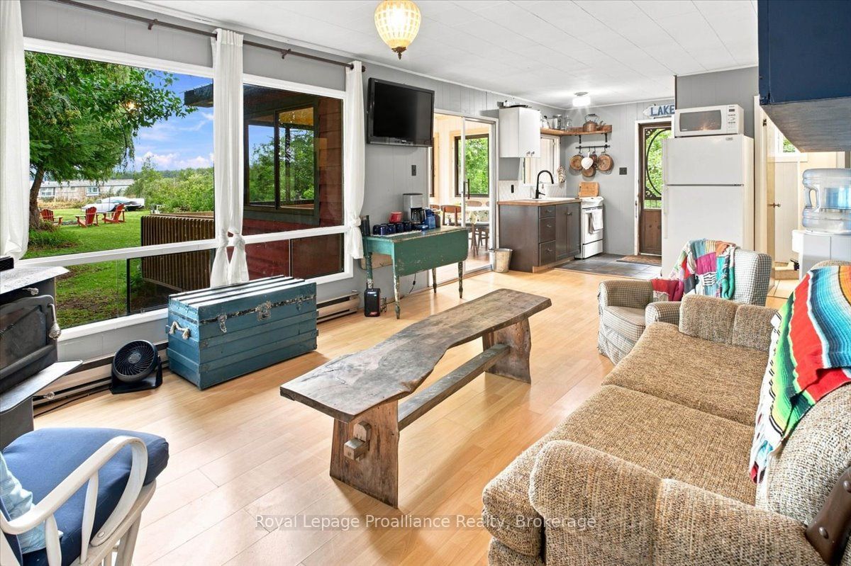 732a 13th Line W Property Photo 11