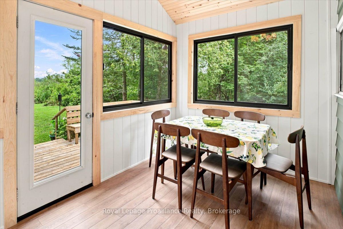 732a 13th Line W Property Photo 21