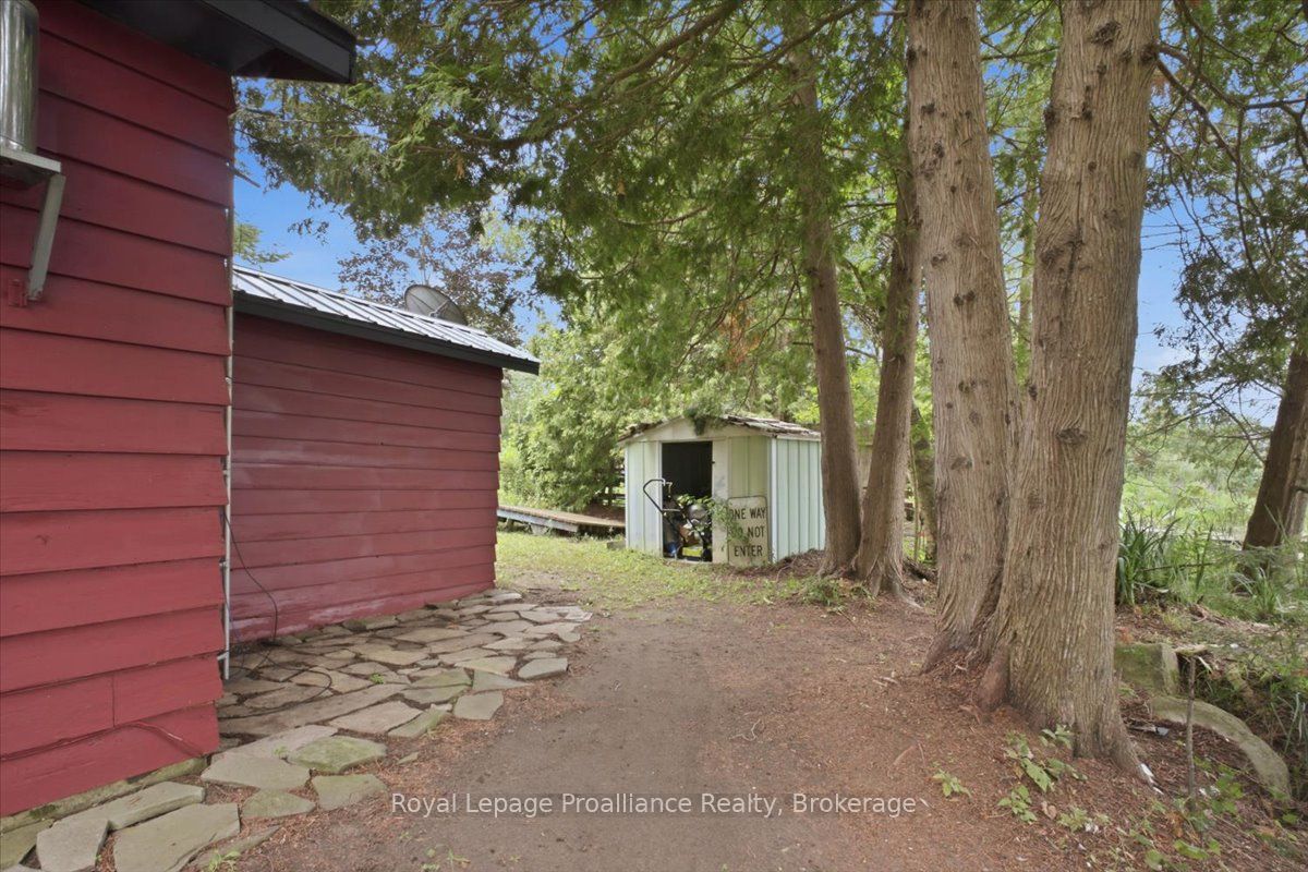 732a 13th Line W Property Photo 31