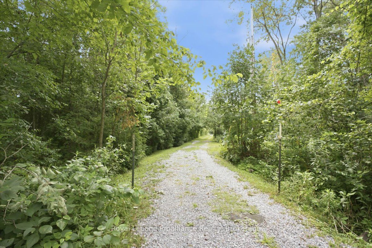 732a 13th Line W Property Photo 39
