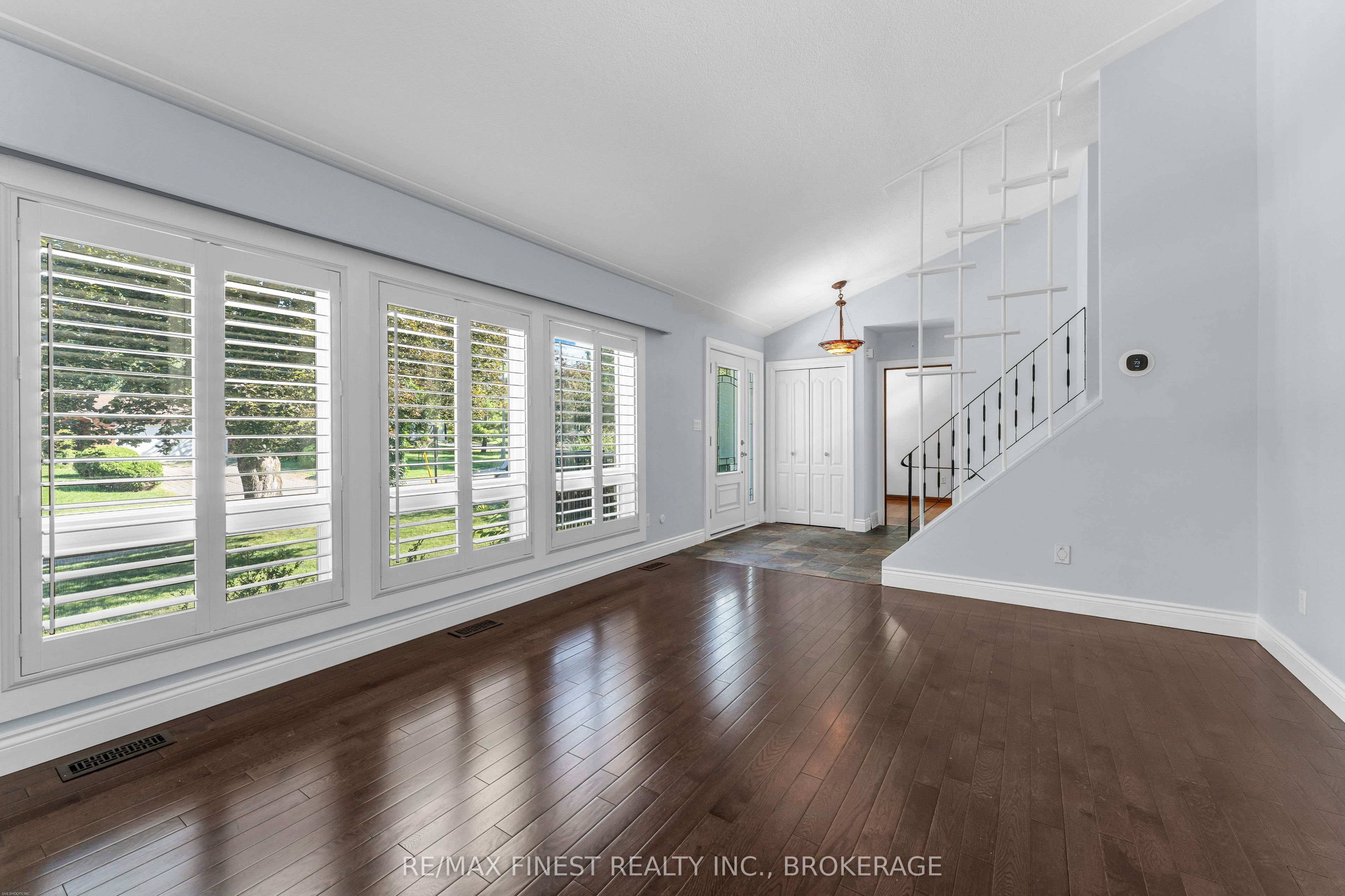 60 Sherwood Drive Property Photo 6
