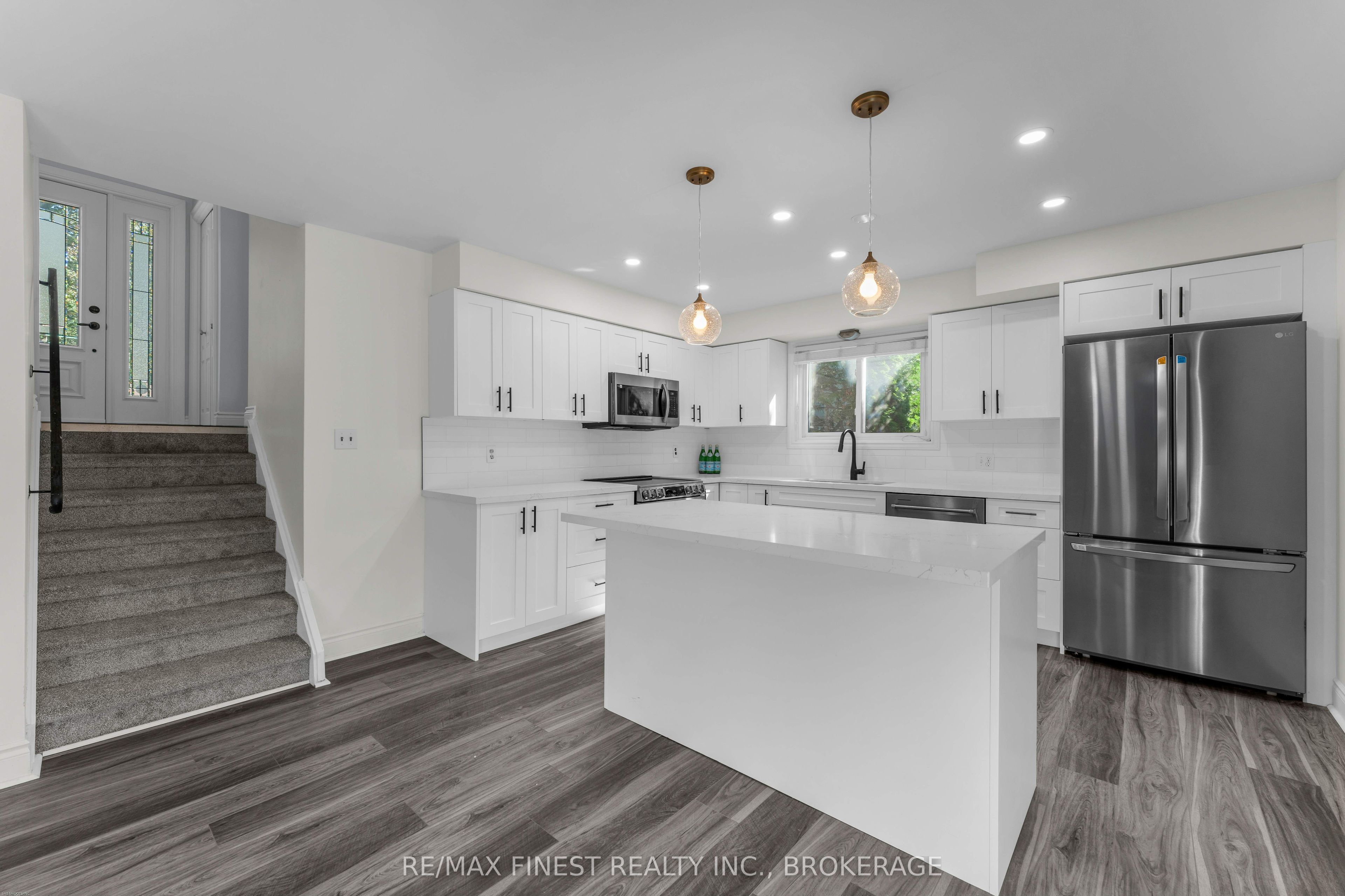 60 Sherwood Drive Property Photo 10