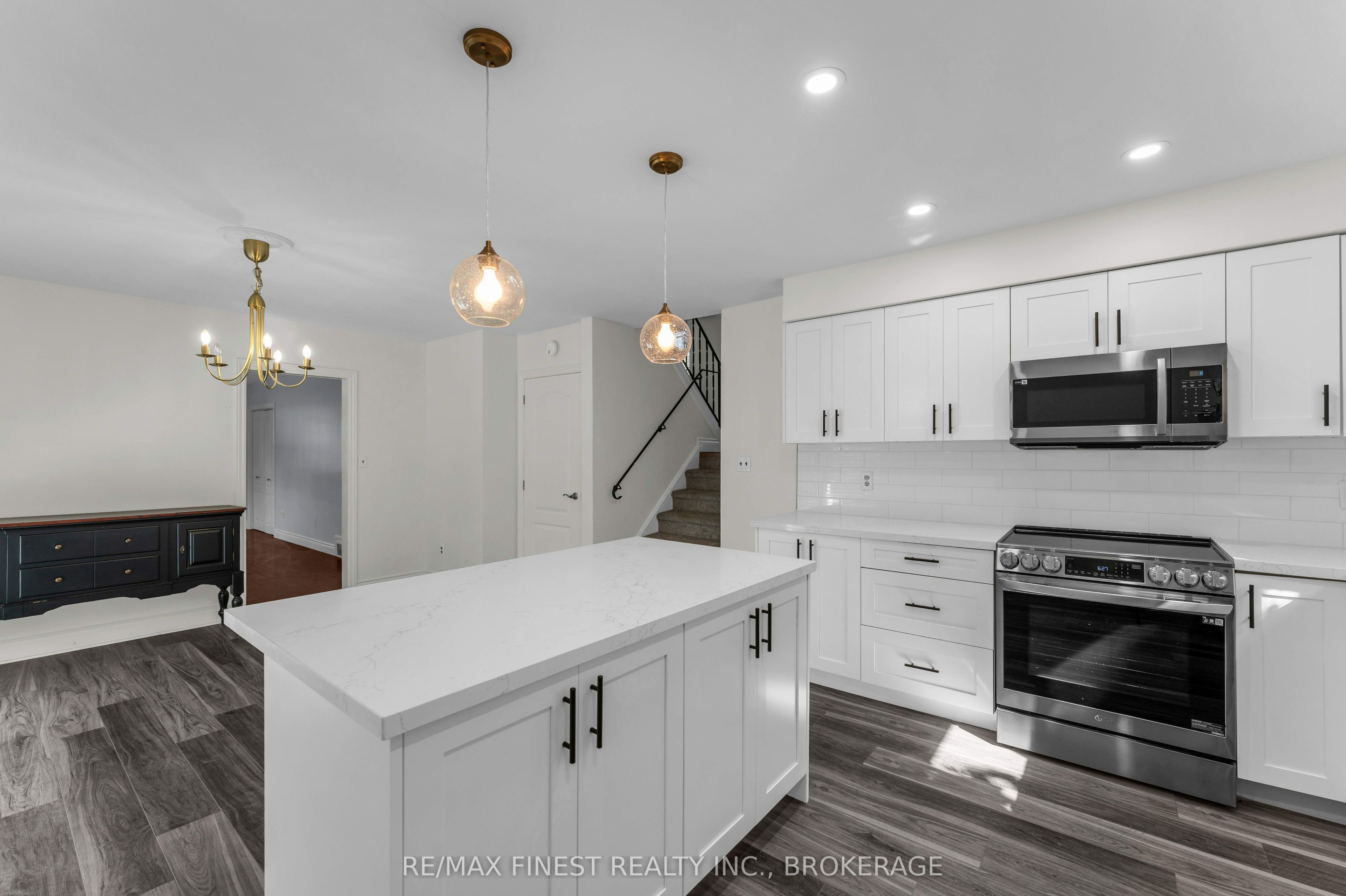 60 Sherwood Drive Property Photo 13