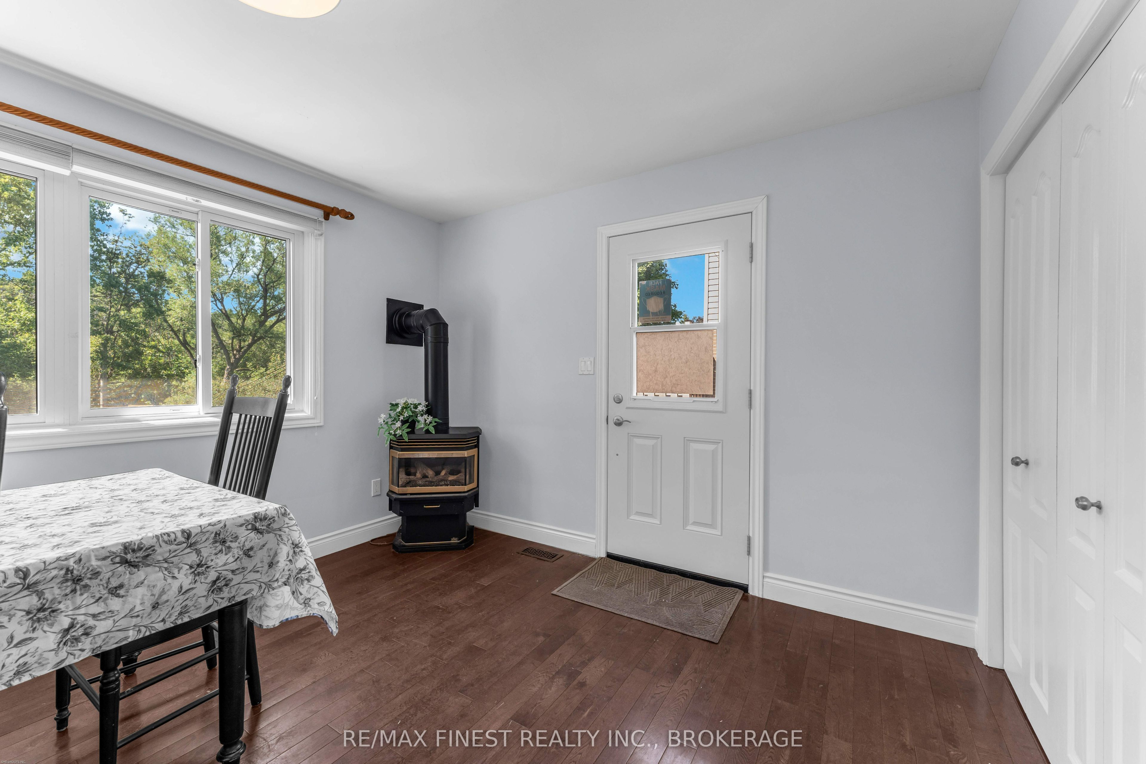60 Sherwood Drive Property Photo 17