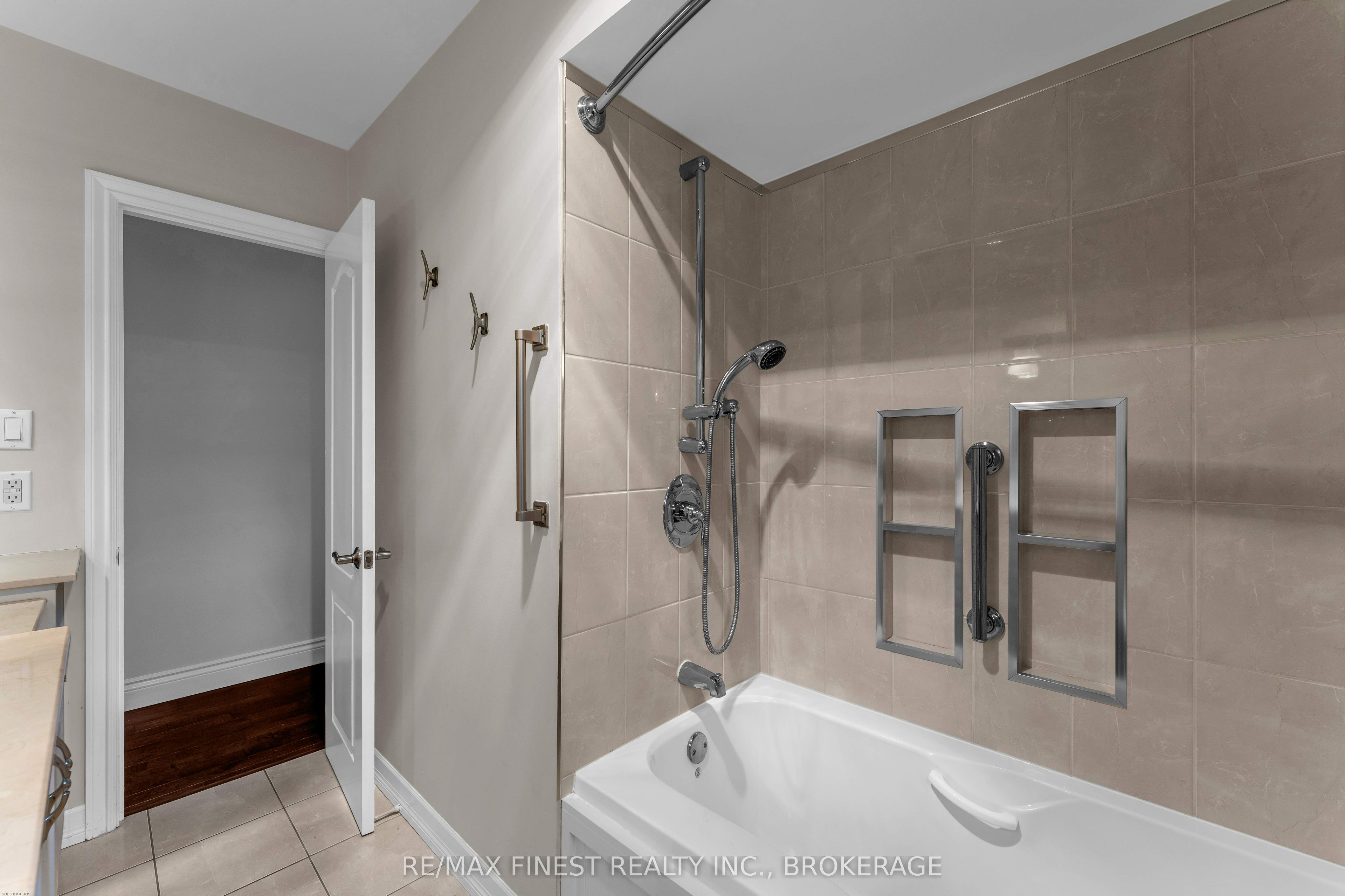 60 Sherwood Drive Property Photo 25