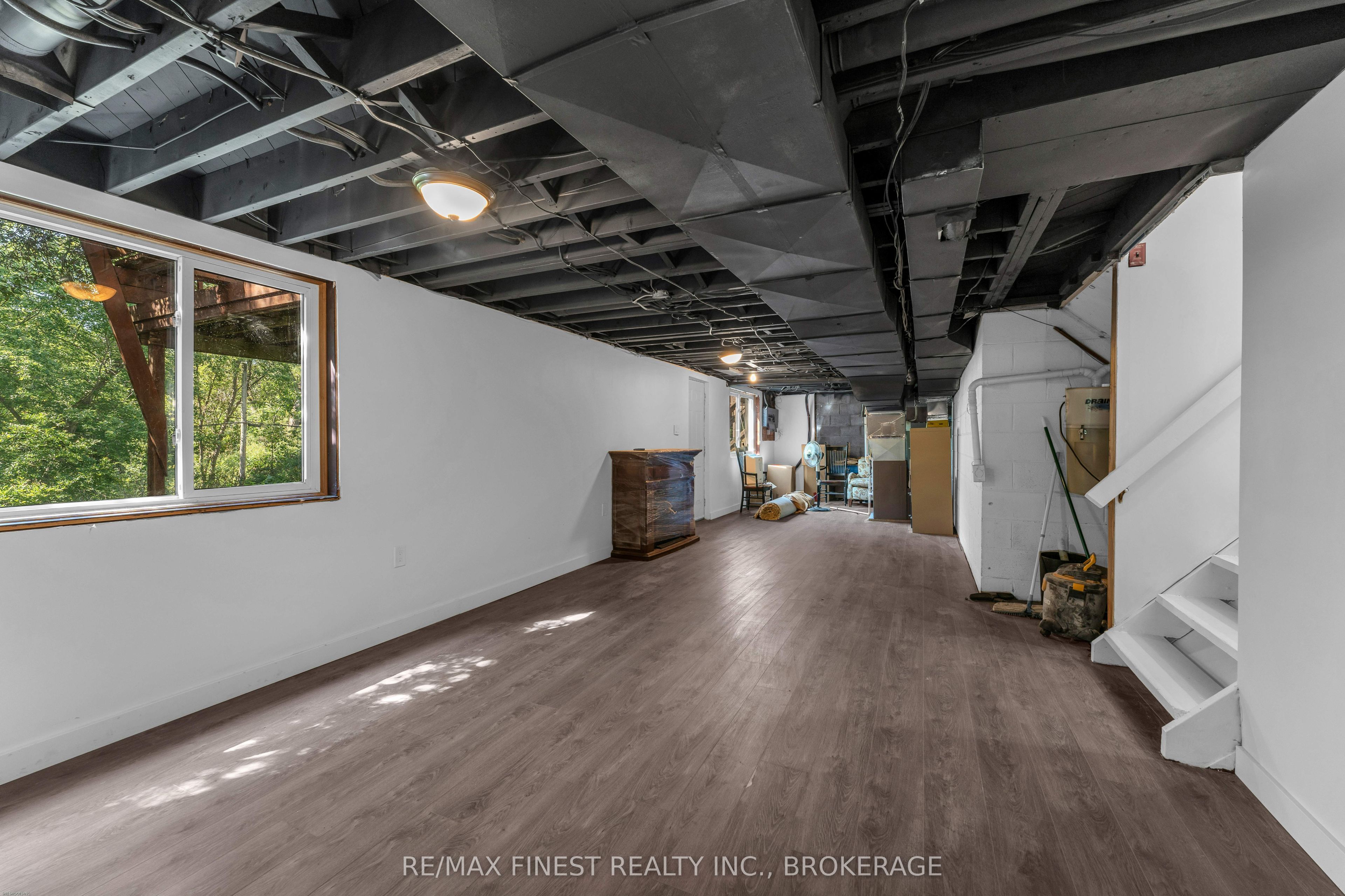 60 Sherwood Drive Property Photo 33