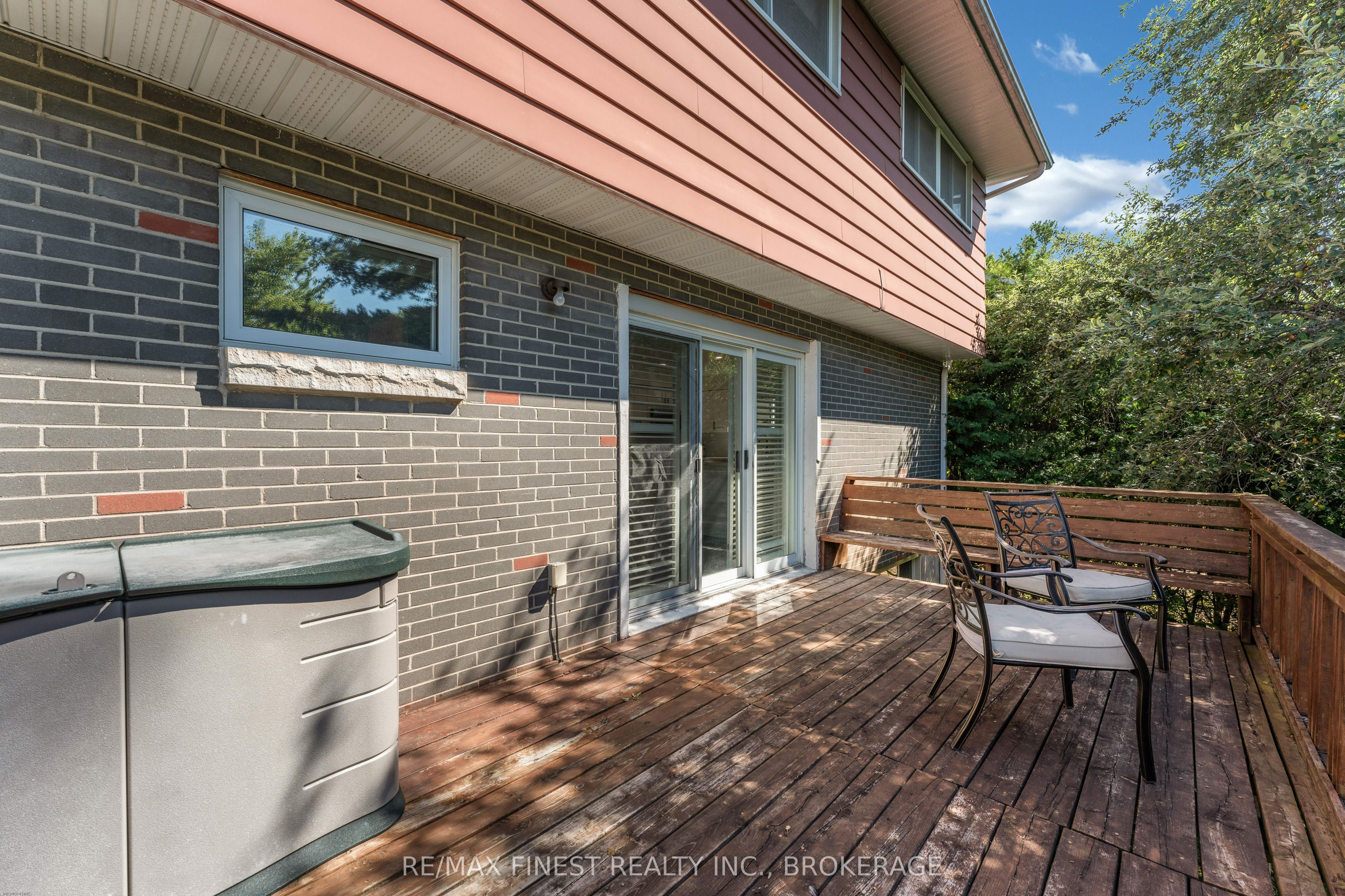 60 Sherwood Drive Property Photo 39