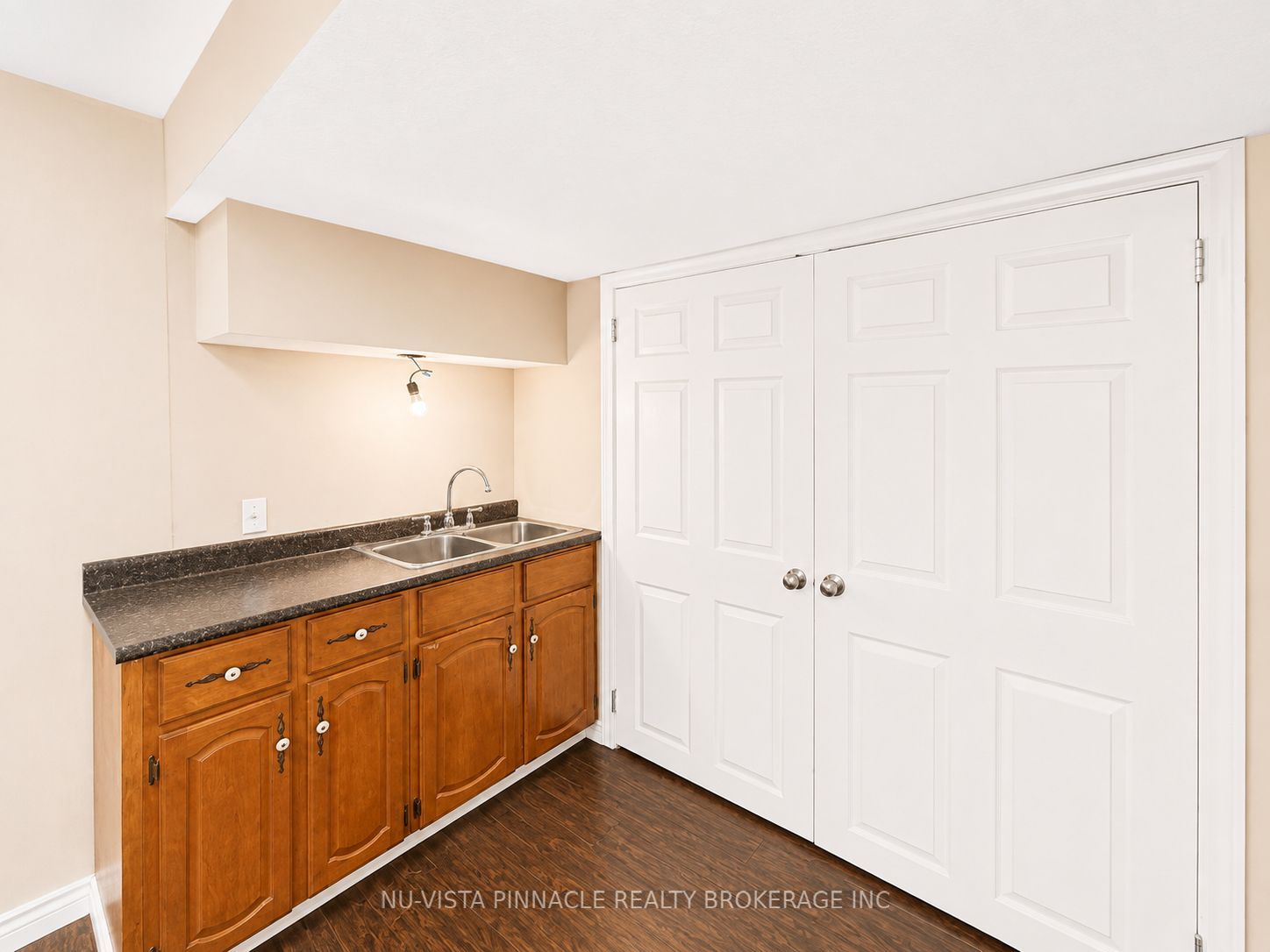 15 Gregory Place Property Photo 26