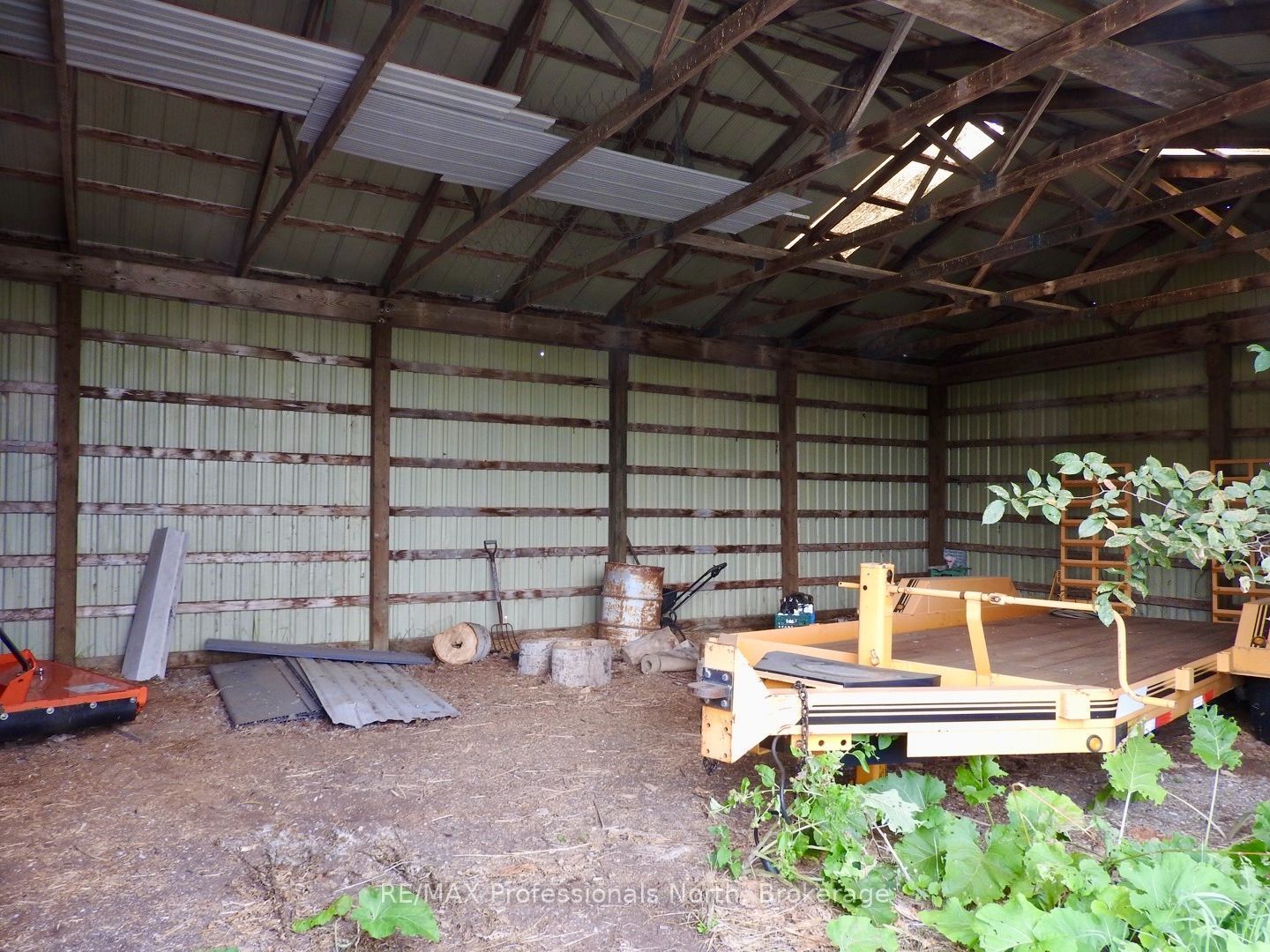 2017 Drummond Line Property Photo 28