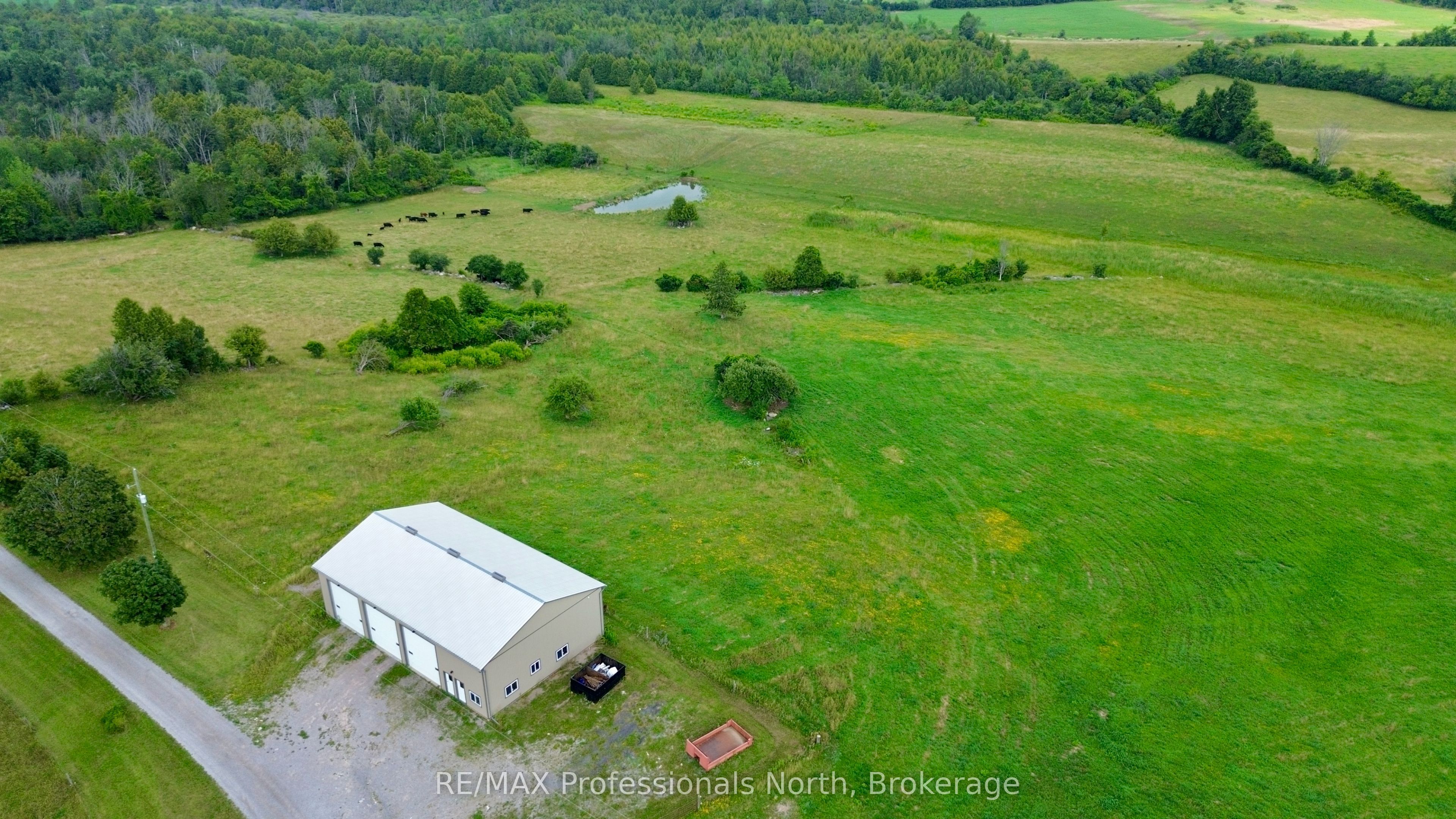 2017 Drummond Line Property Photo 32