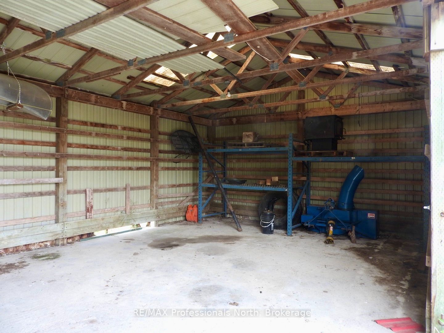 2017 Drummond Line Property Photo 36