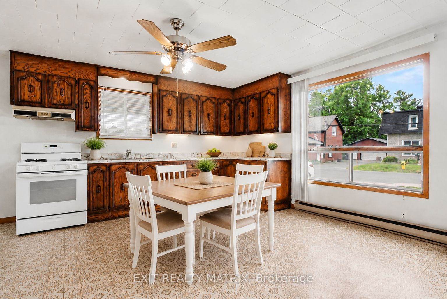 91 Laurier Street Property Photo 6