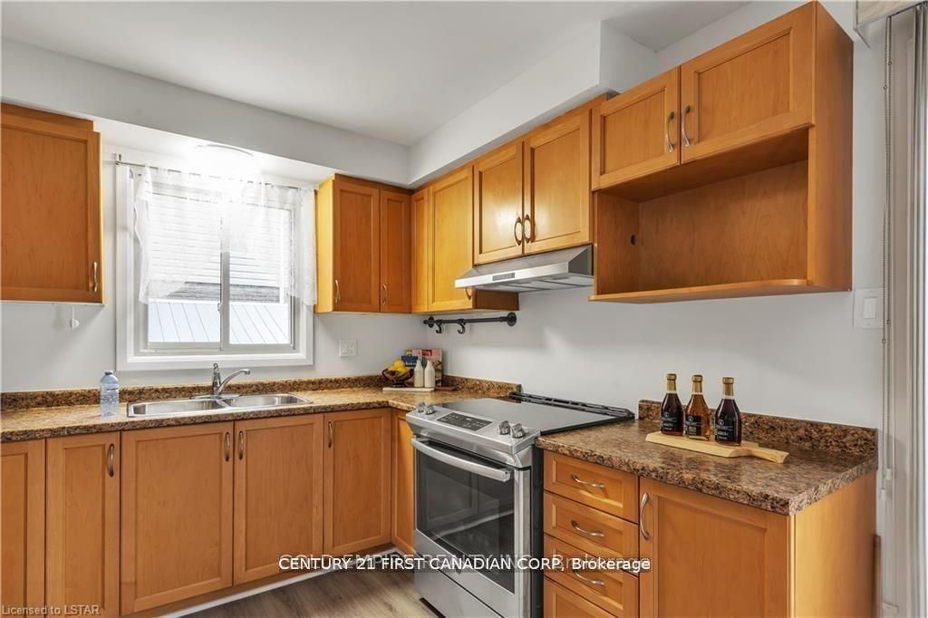53 Archer Crescent Property Photo 4