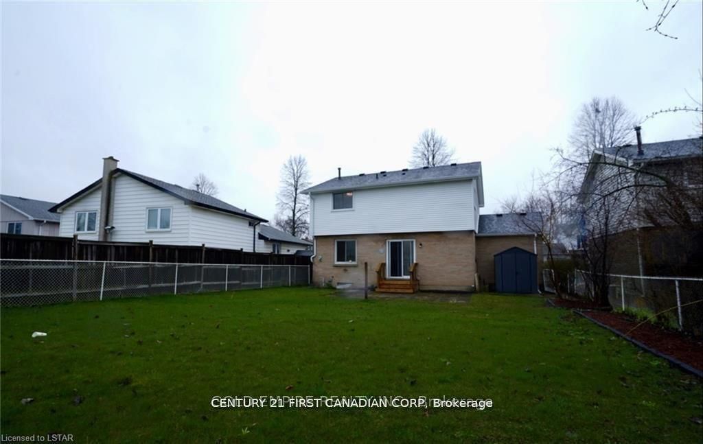 53 Archer Crescent Property Photo 37