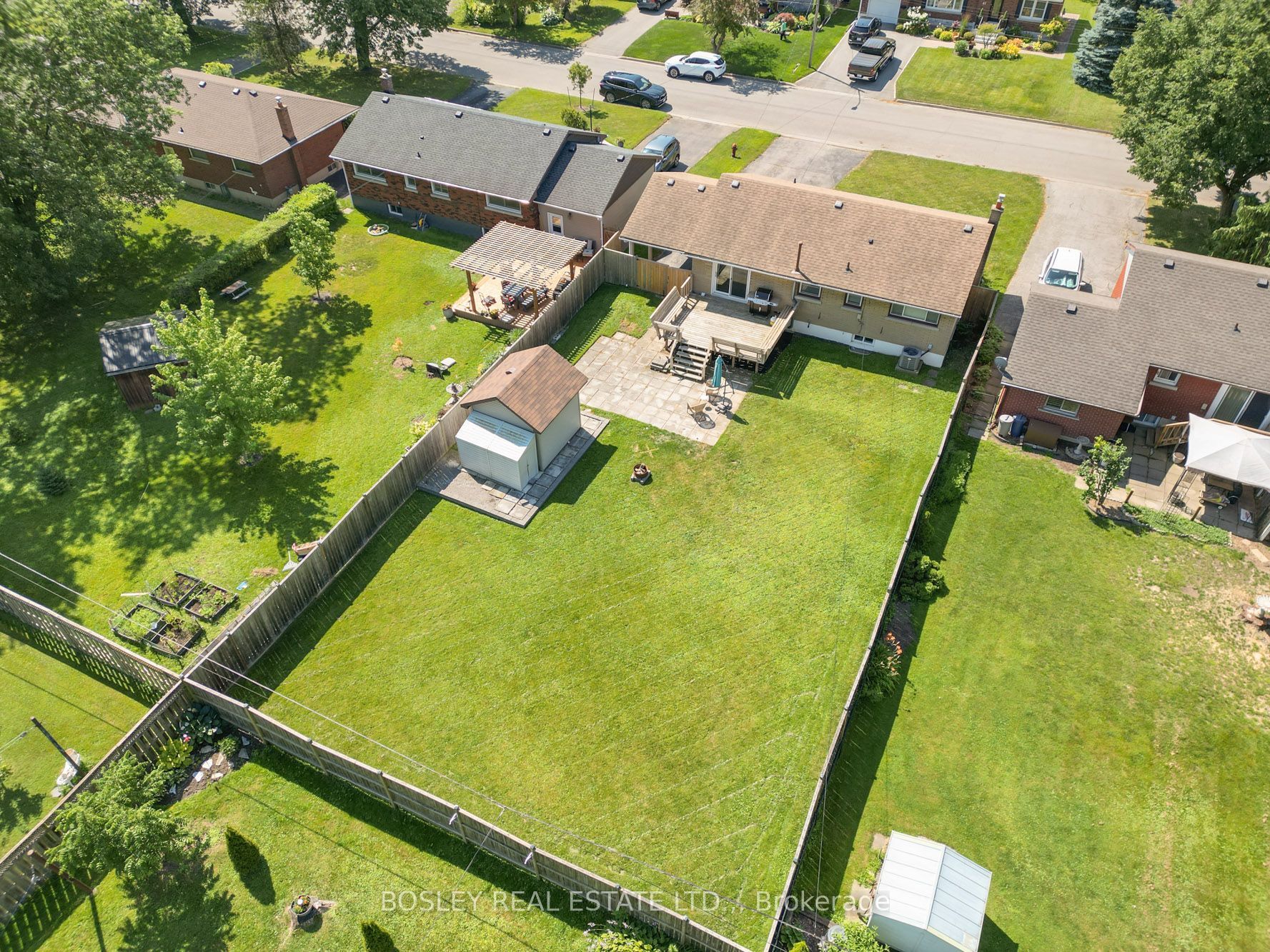 42 Lindel Crescent Property Photo 1