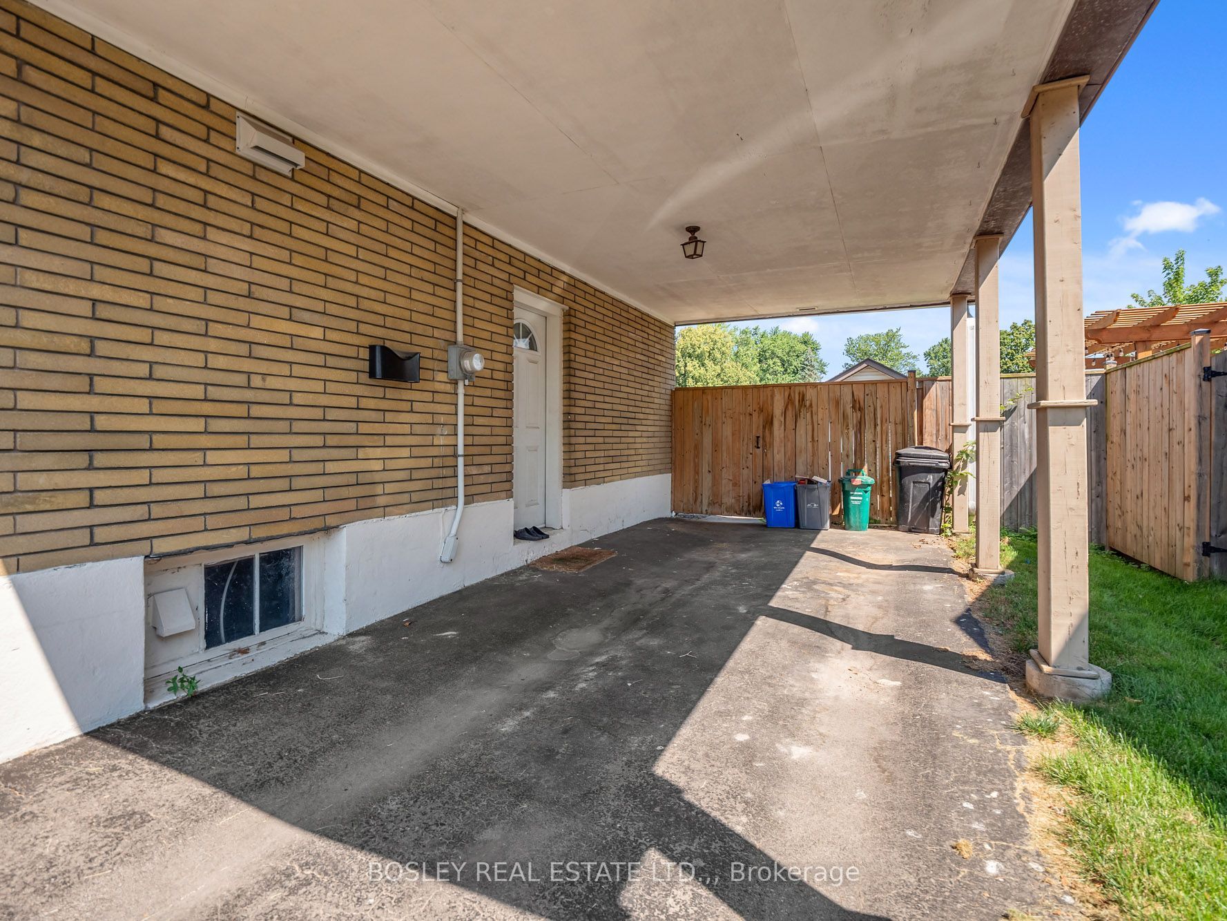 42 Lindel Crescent Property Photo 29