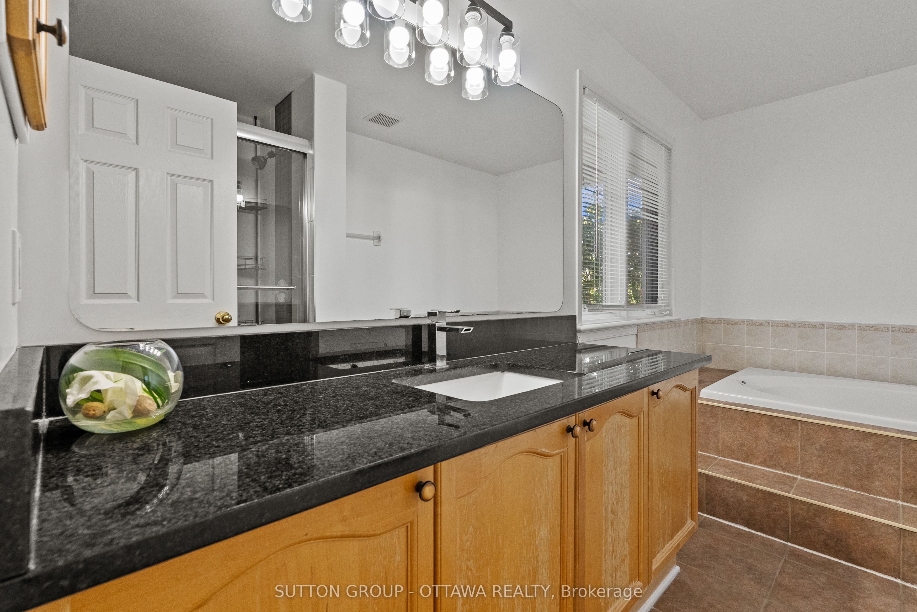 4105 Wolfe Point Way Property Photo 23