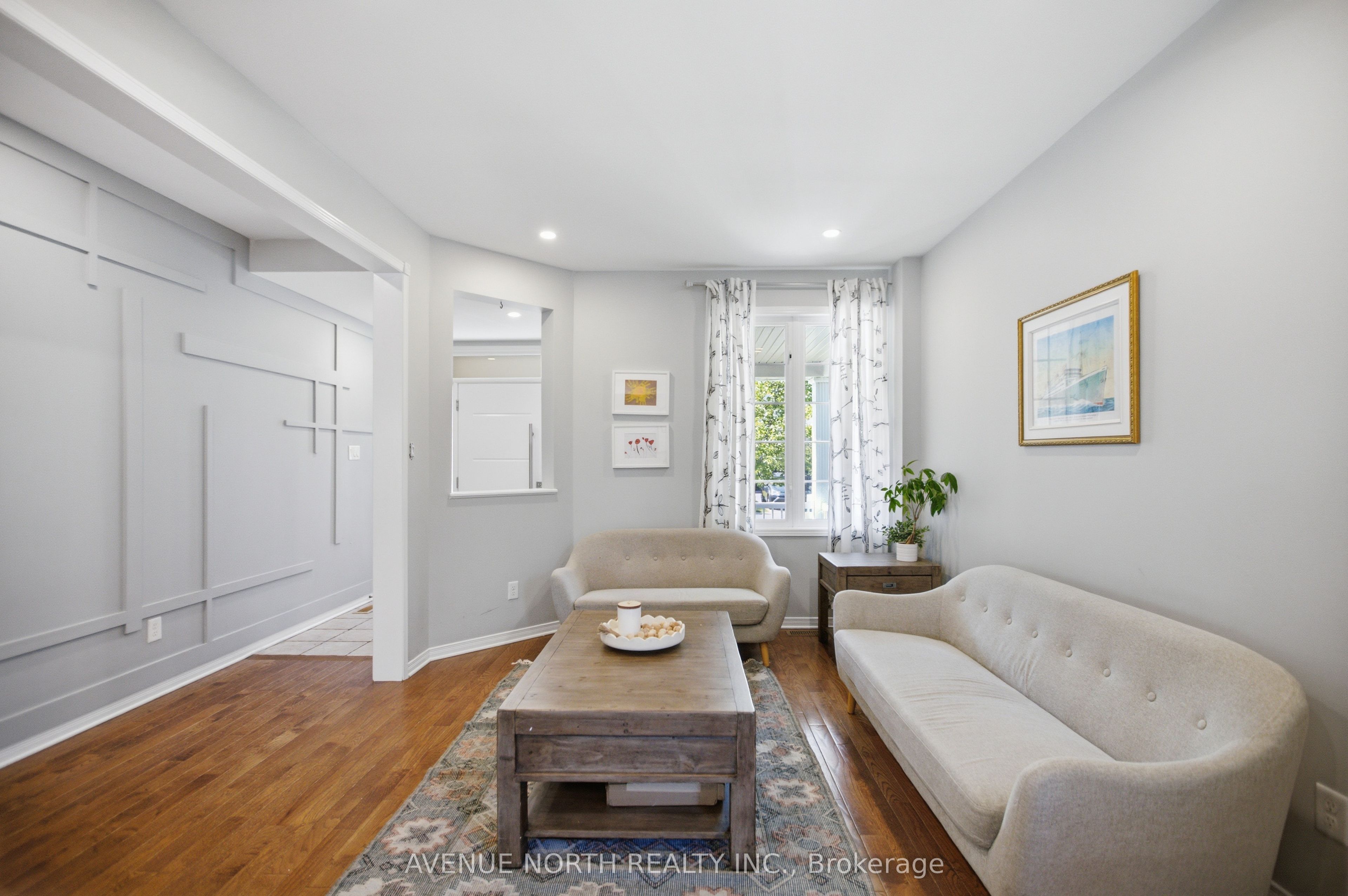556 Mazari Crescent Property Photo 6
