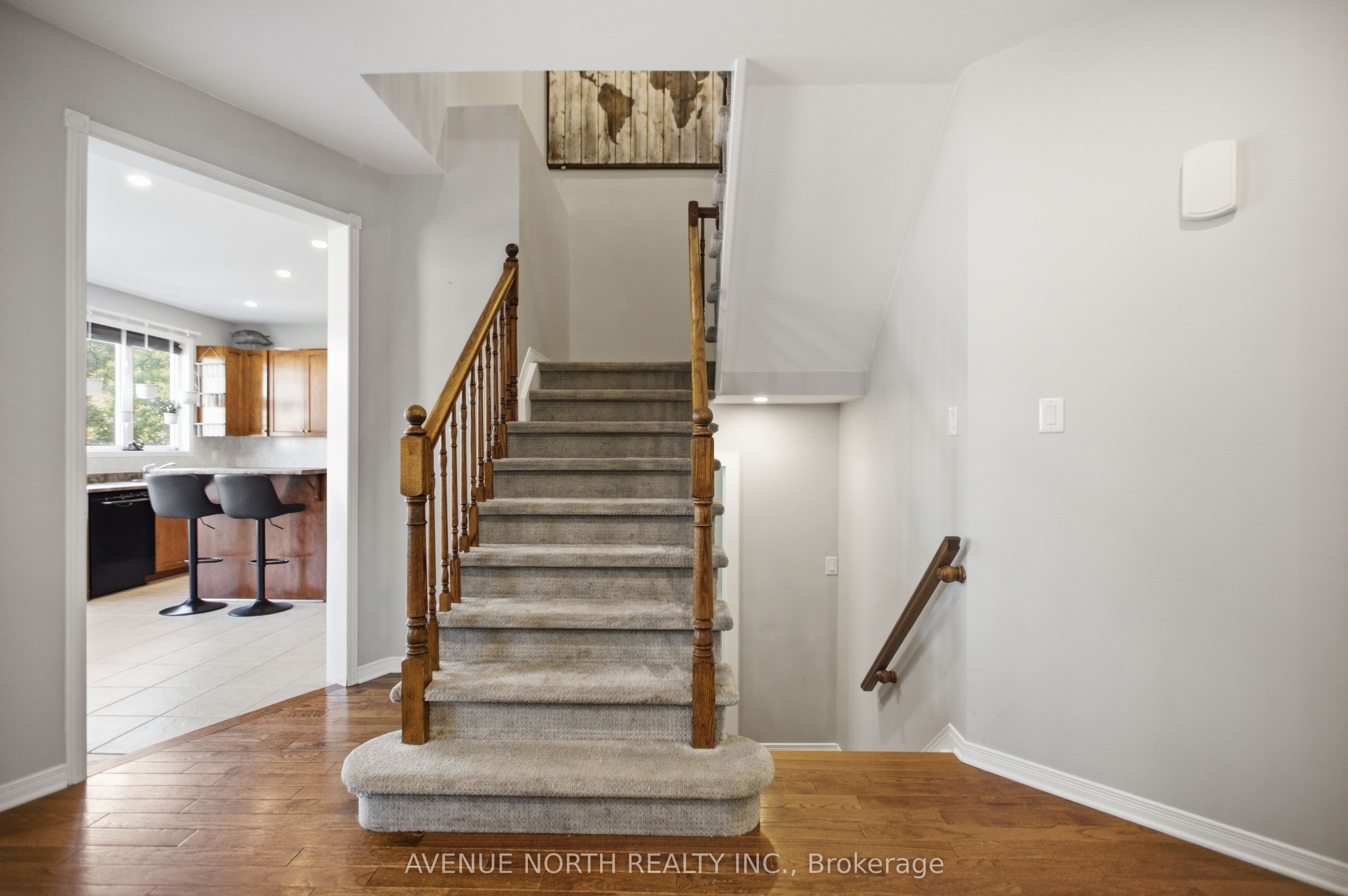 556 Mazari Crescent Property Photo 18