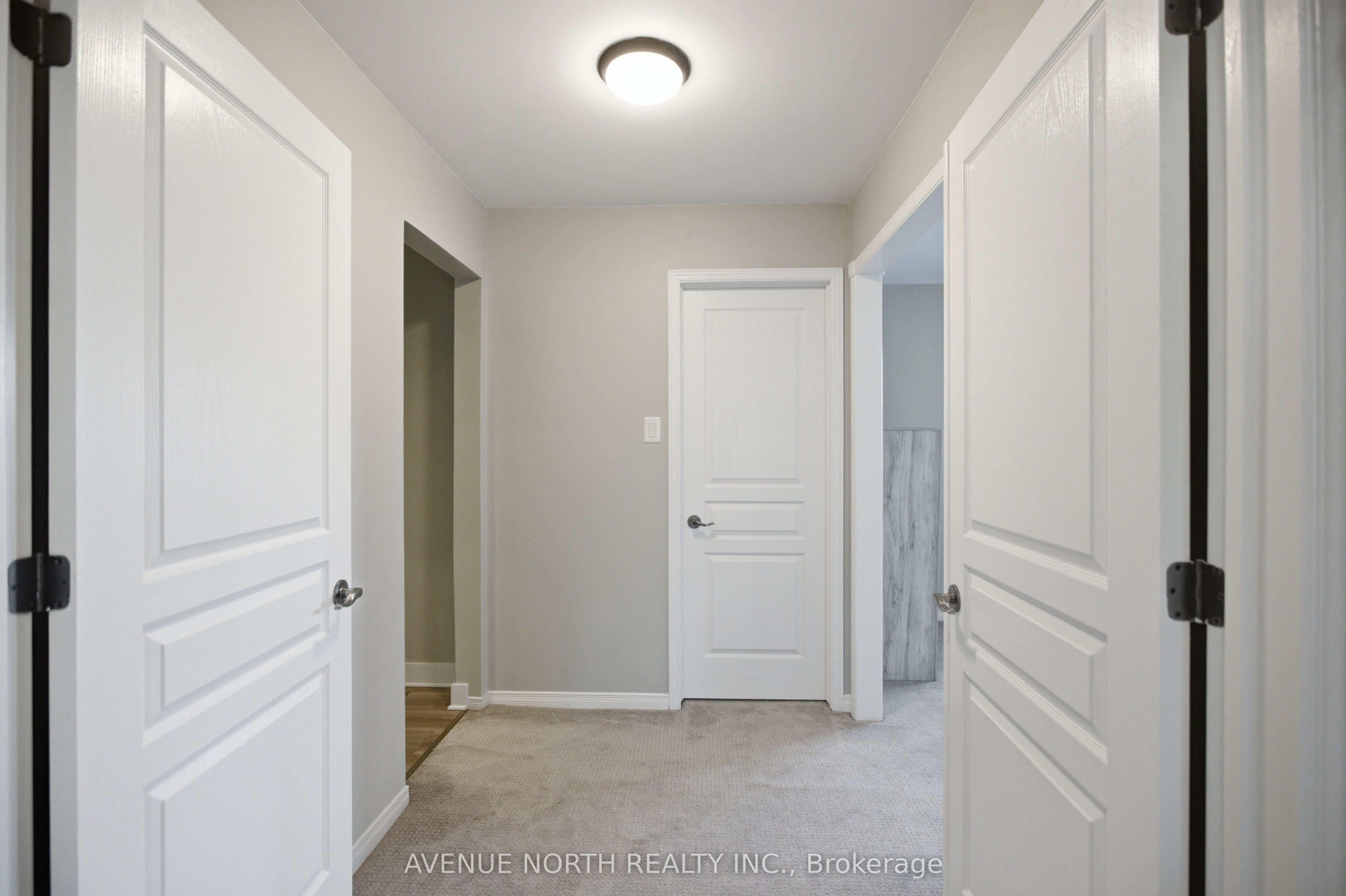 556 Mazari Crescent Property Photo 20
