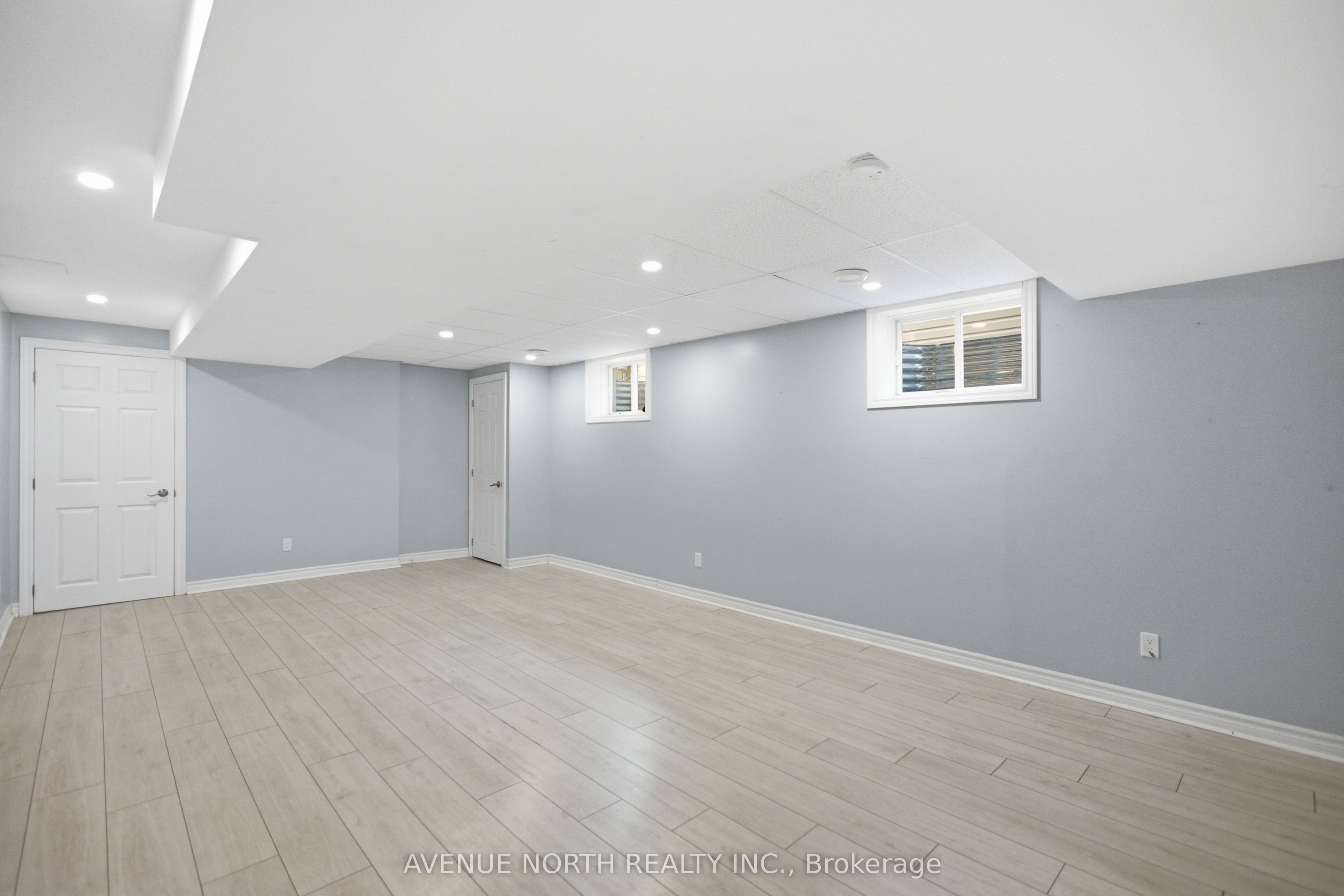 556 Mazari Crescent Property Photo 33