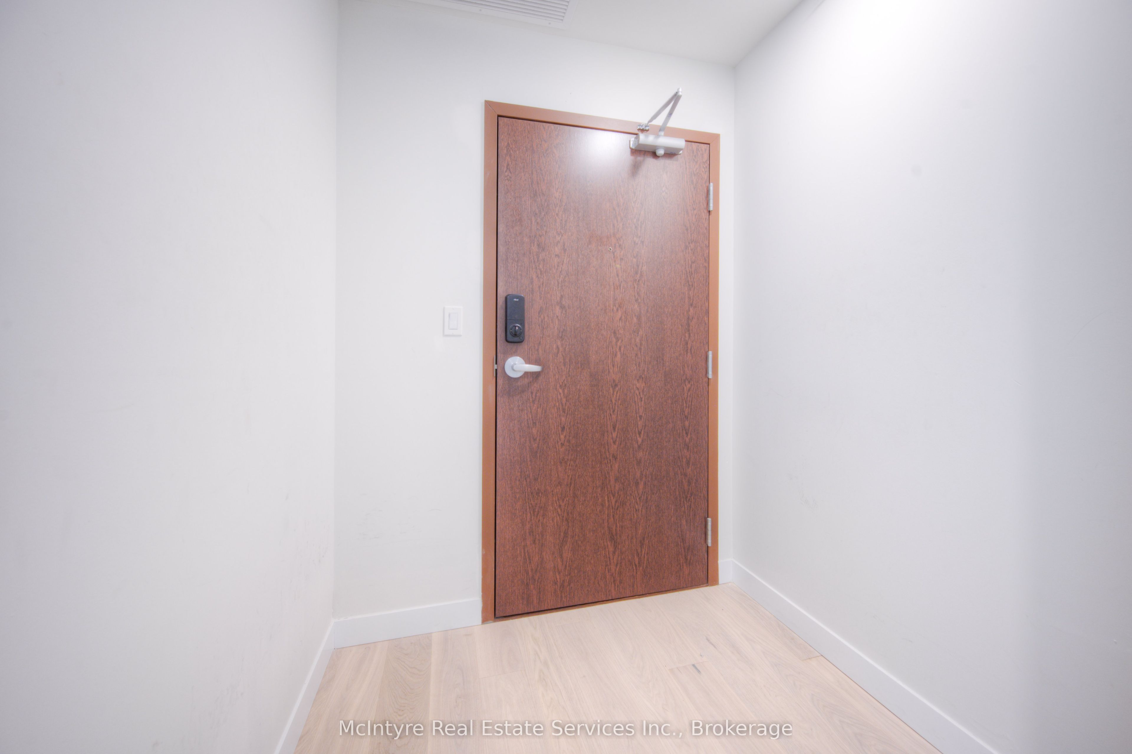 60 Frederick Street 2209 Property Photo 3