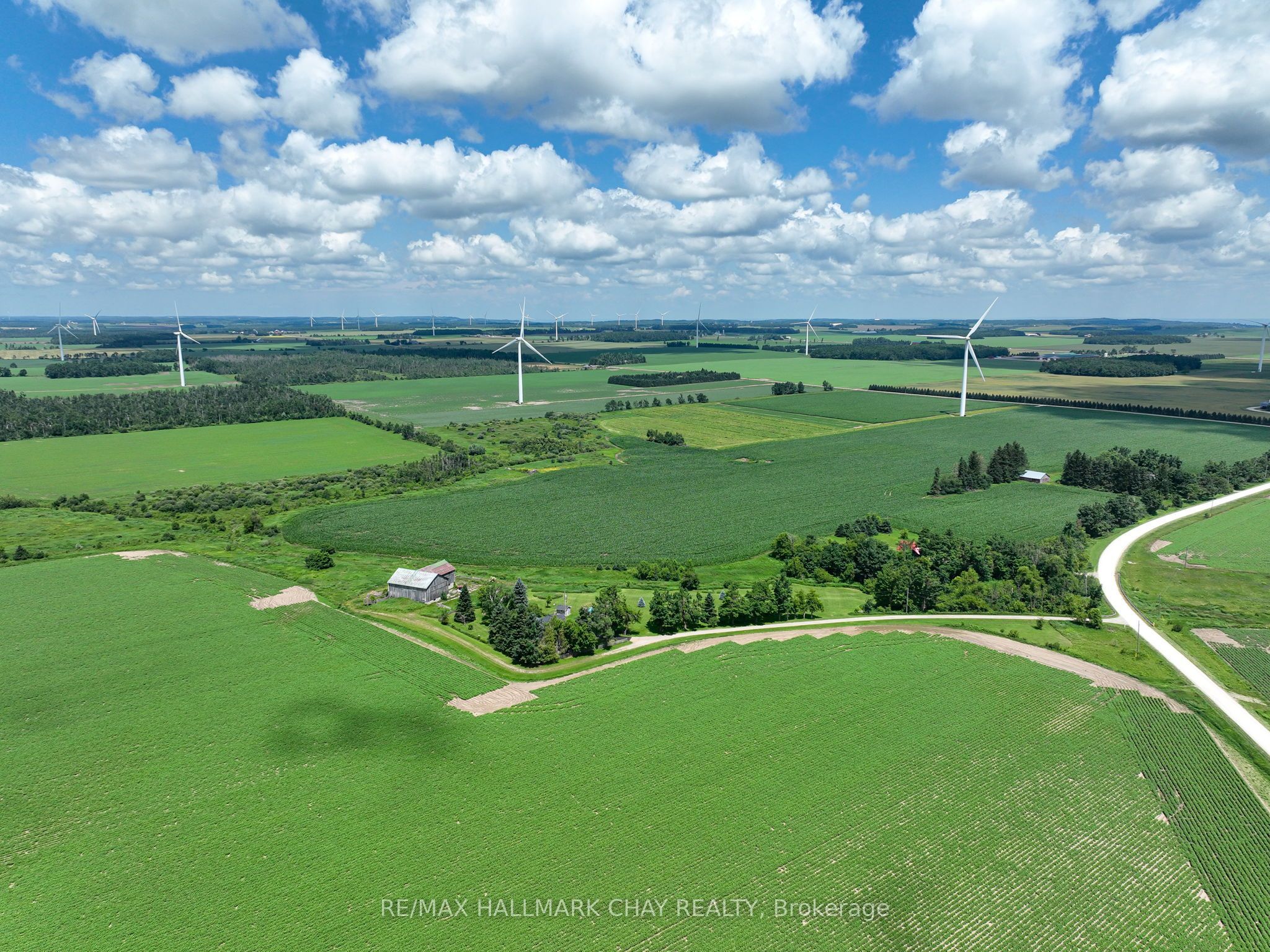 665221 20 Sideroad Property Photo 43