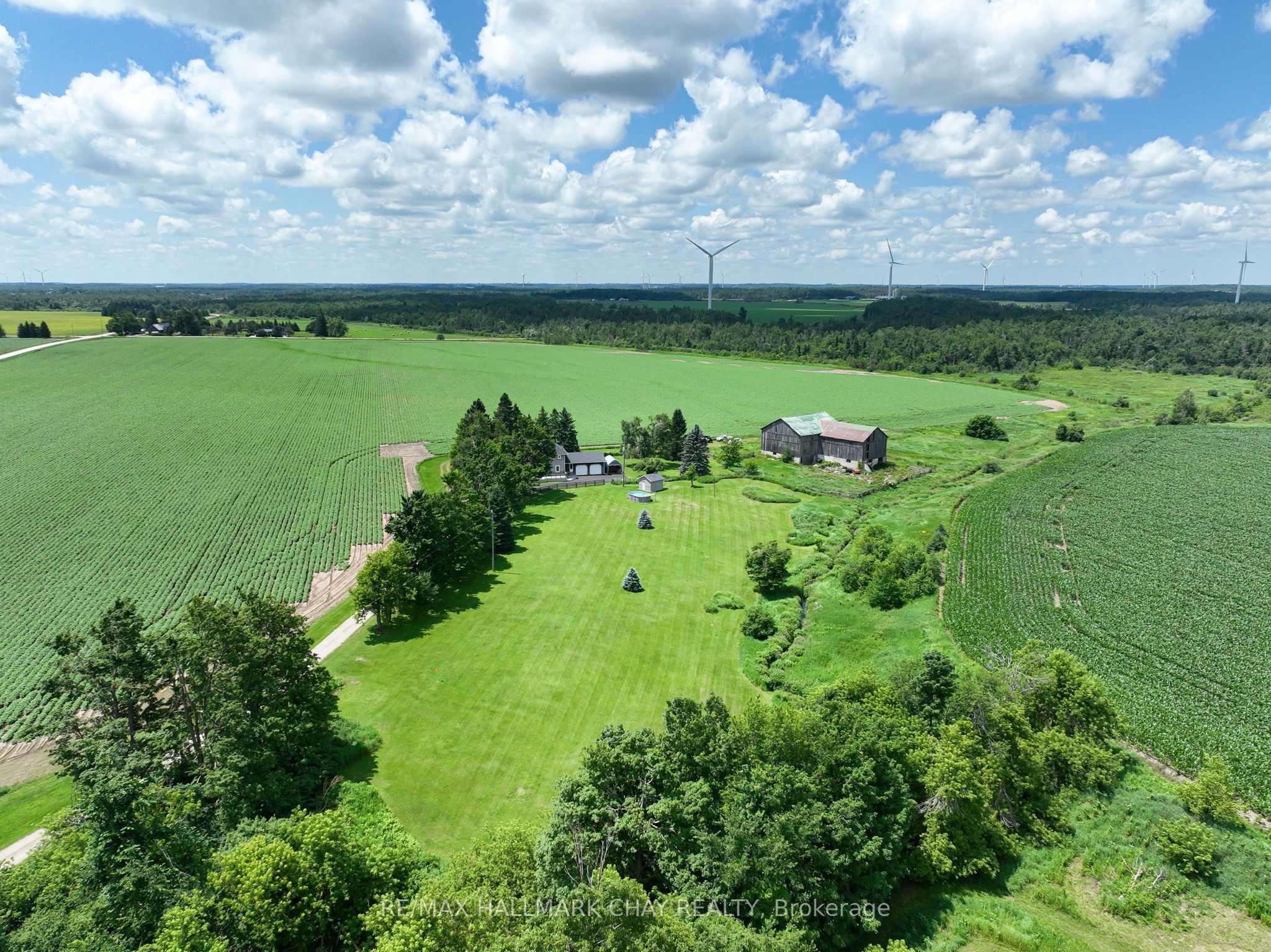 665221 20 Sideroad Property Photo 44