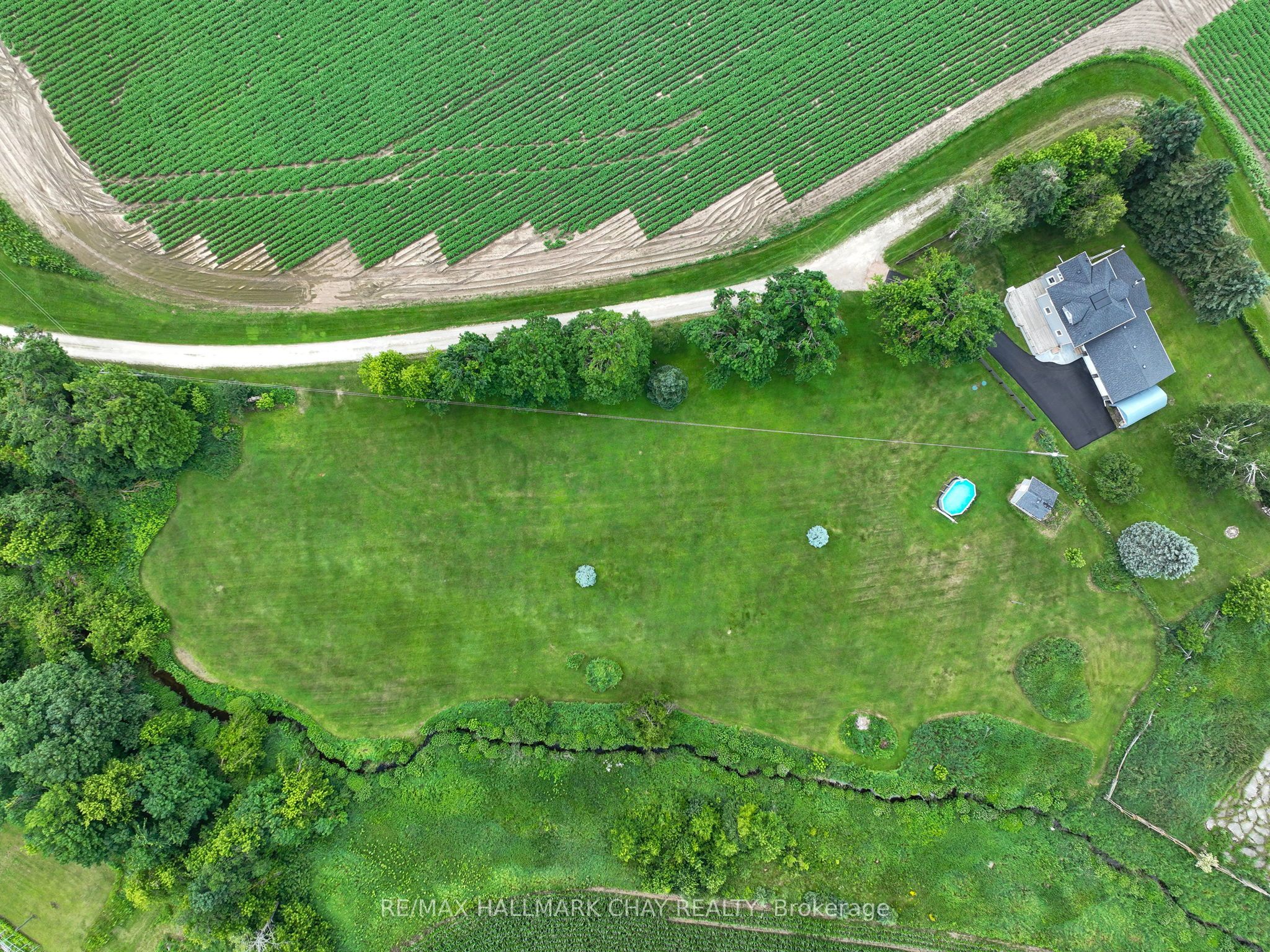 665221 20 Sideroad Property Photo 46