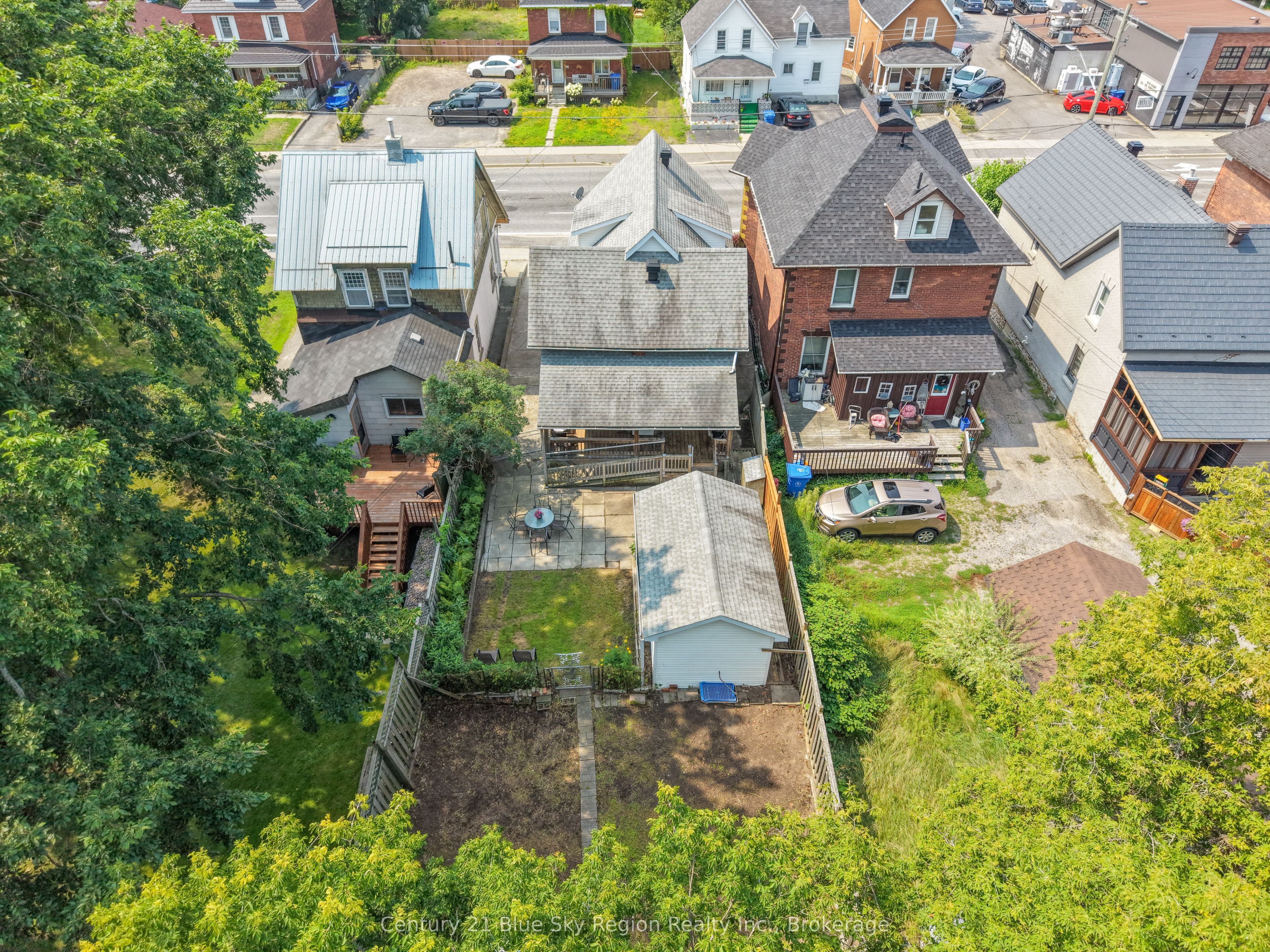 624 Mcintyre Street E Property Photo 42