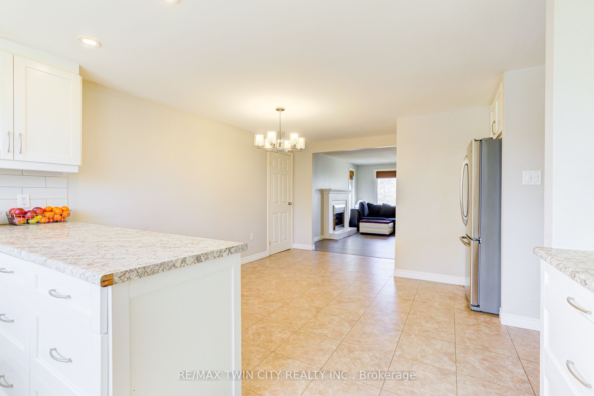 22 Blackhorne Crescent Property Photo 9