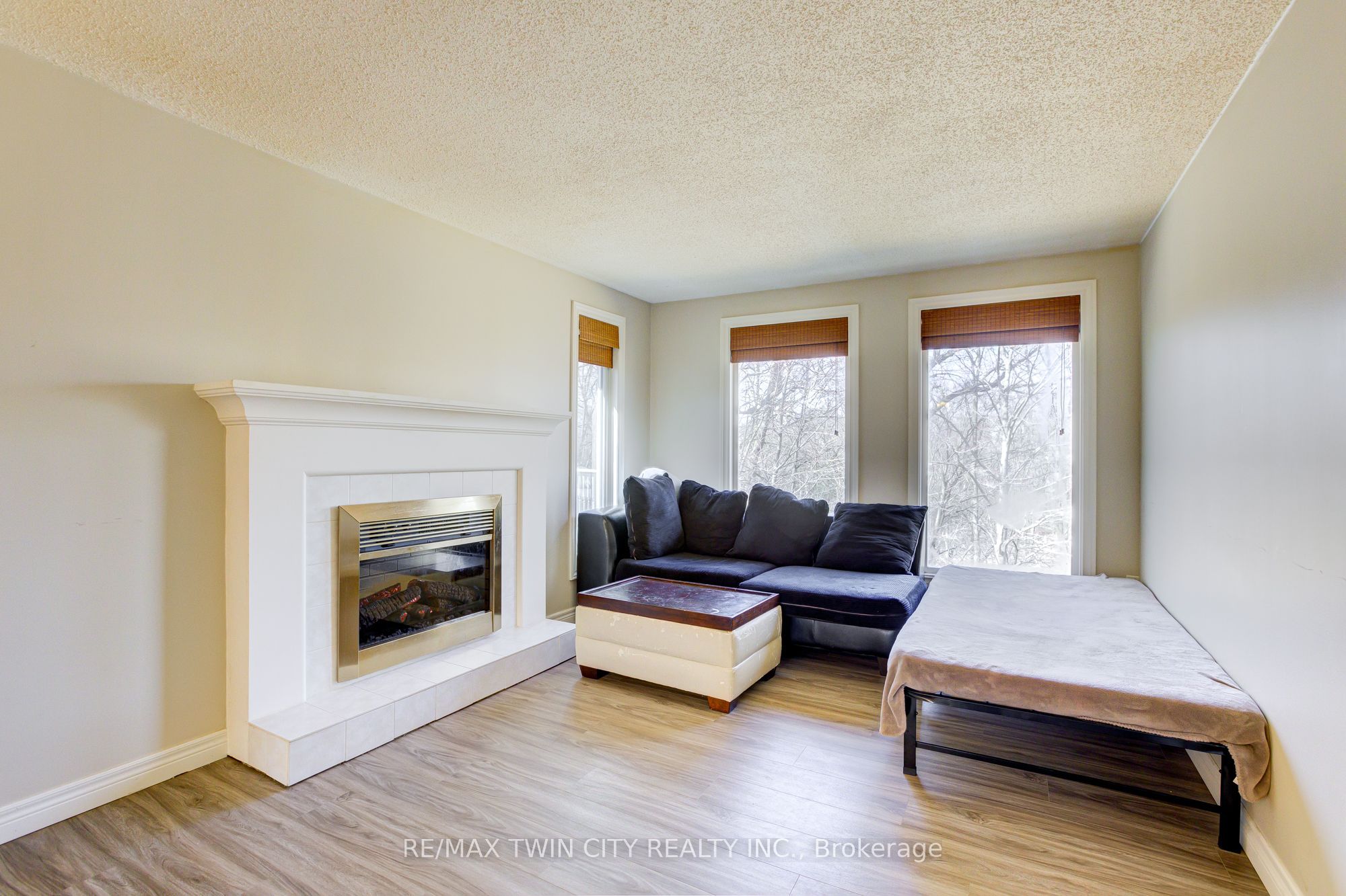 22 Blackhorne Crescent Property Photo 13