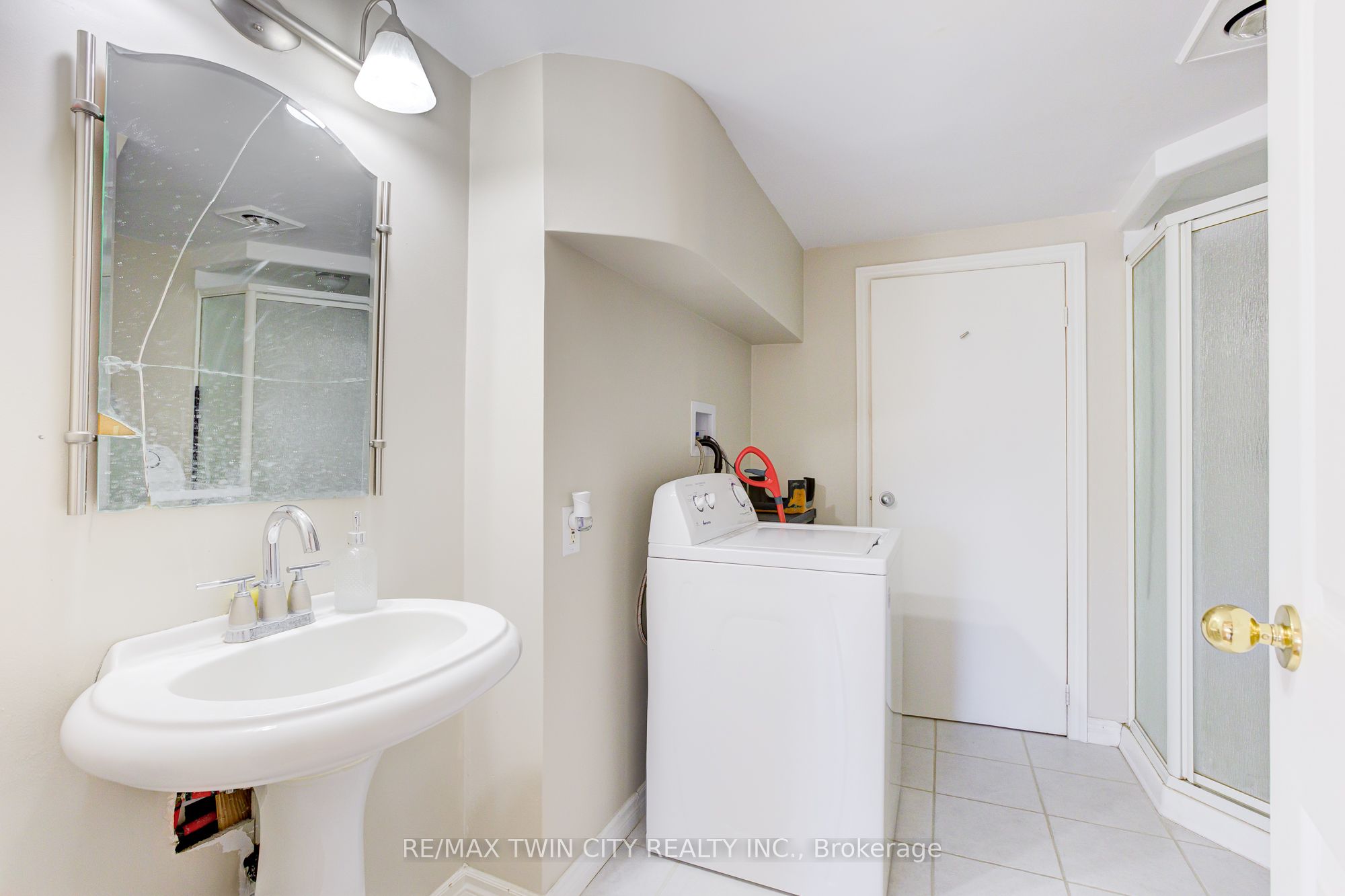 22 Blackhorne Crescent Property Photo 27