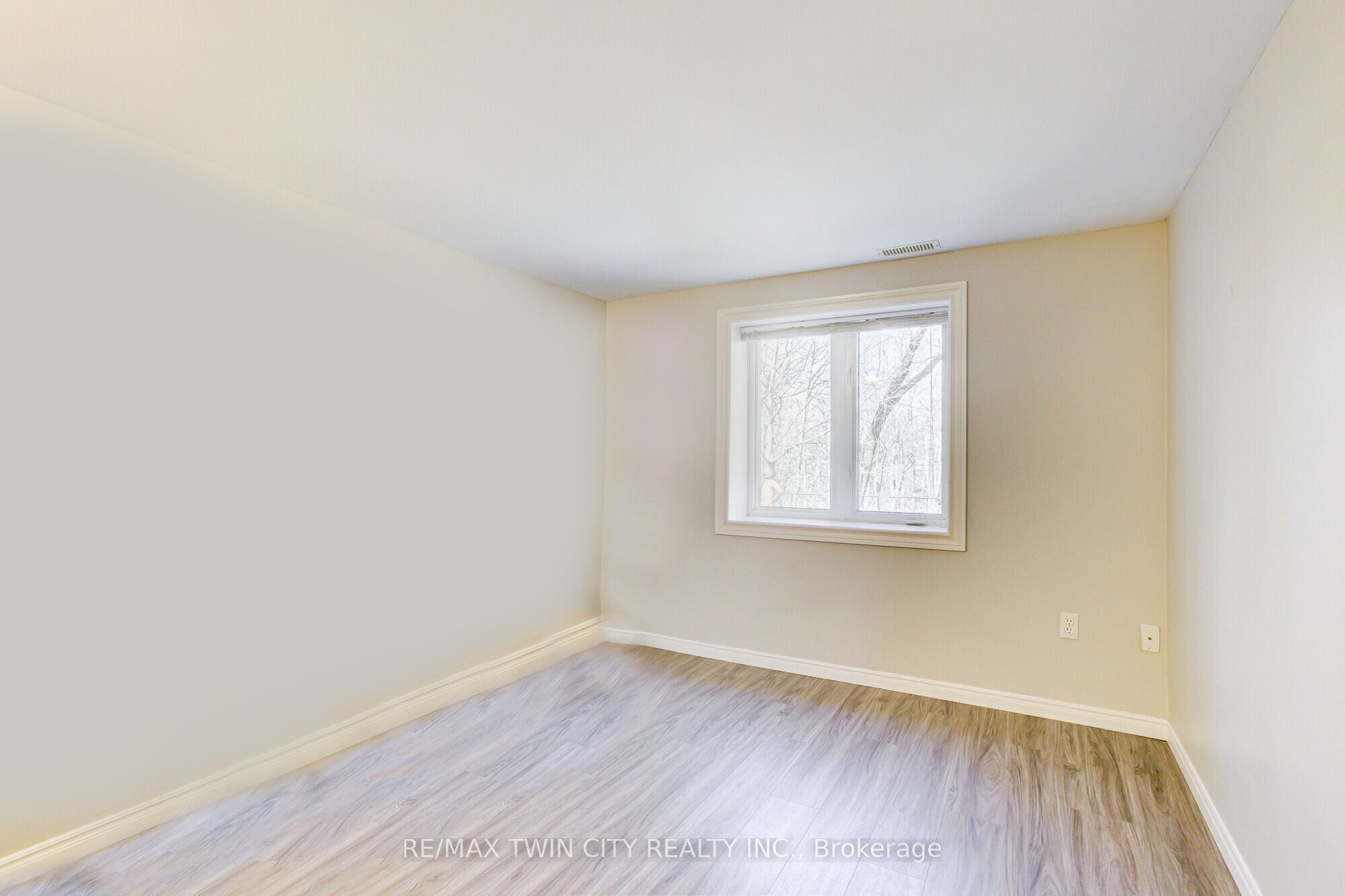 22 Blackhorne Crescent Property Photo 29