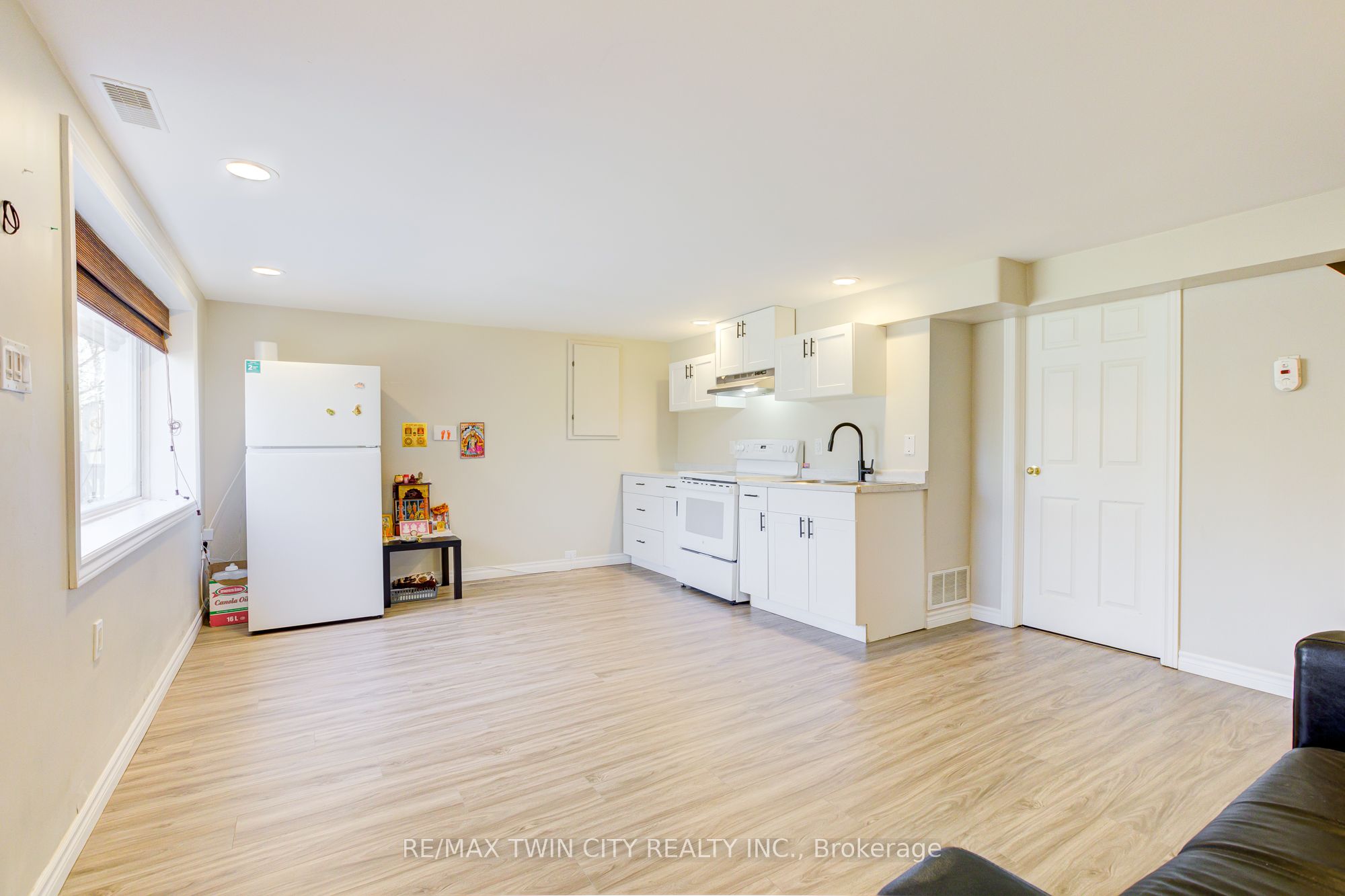22 Blackhorne Crescent Property Photo 32