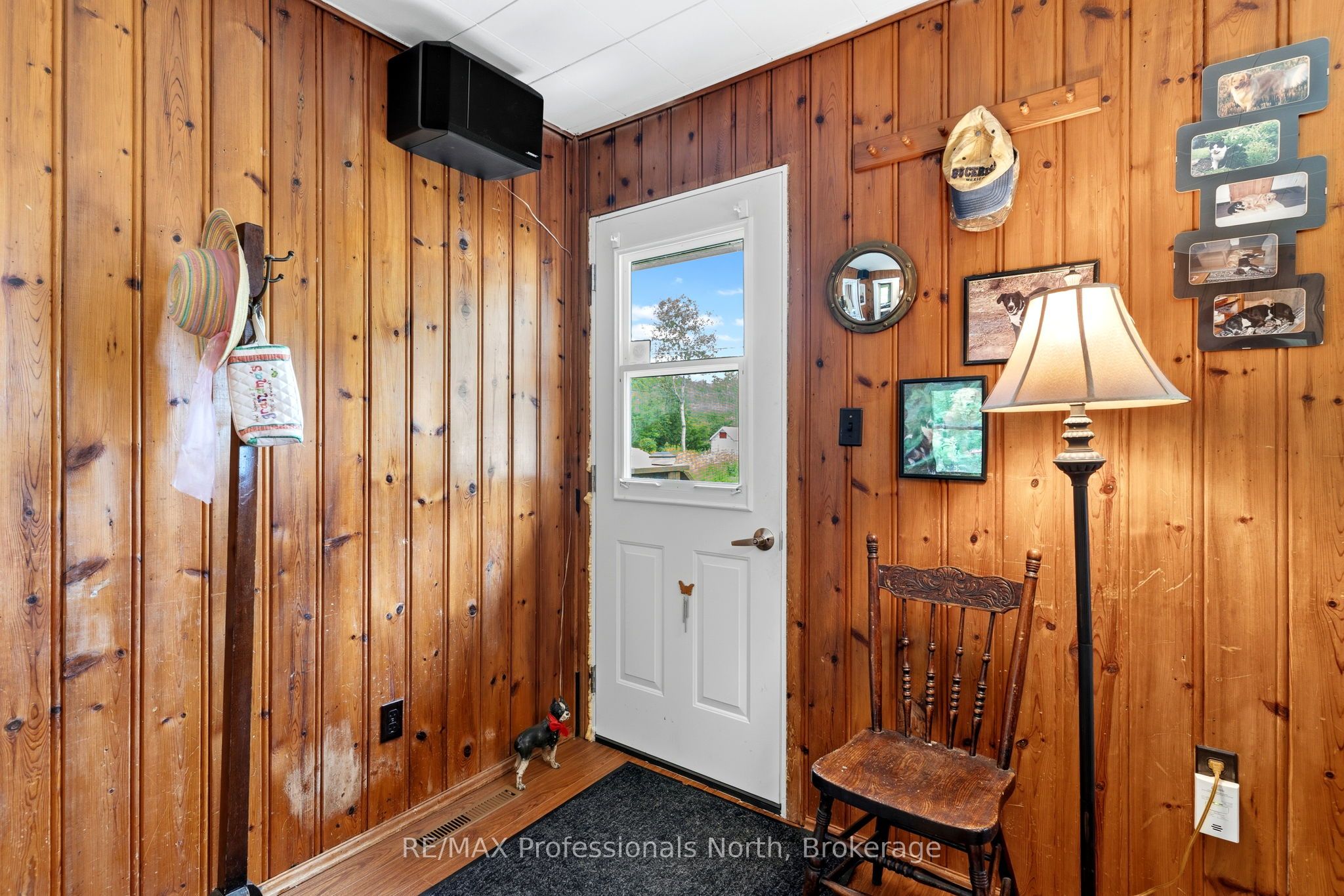 1b Lyons Street Property Photo 6
