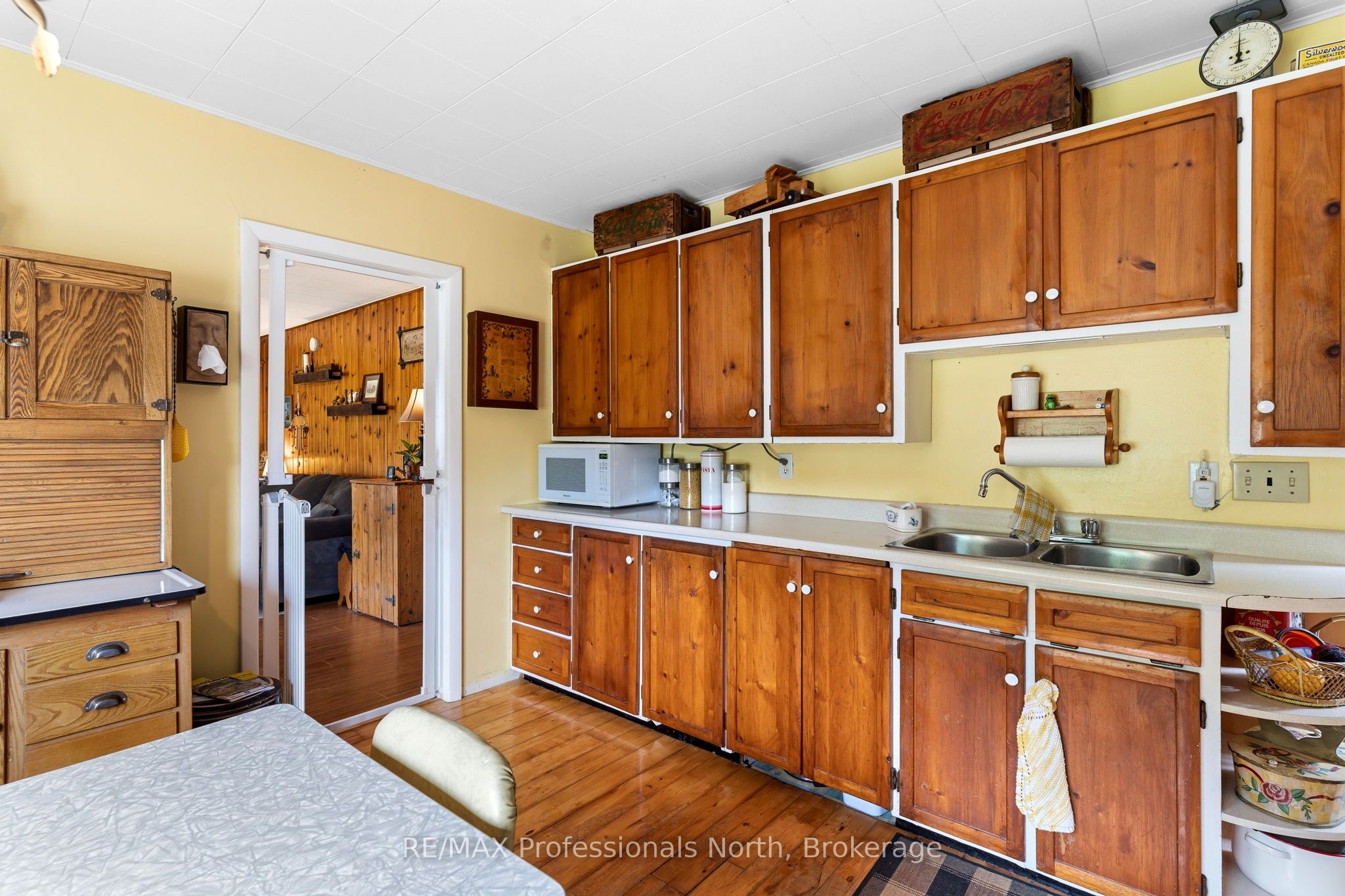 1b Lyons Street Property Photo 12