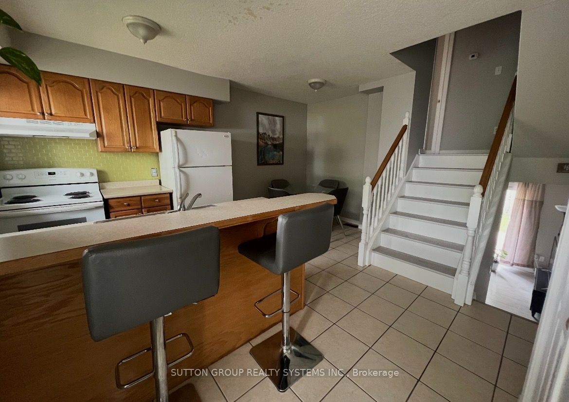 211 Veronica Drive 19 Property Photo 4