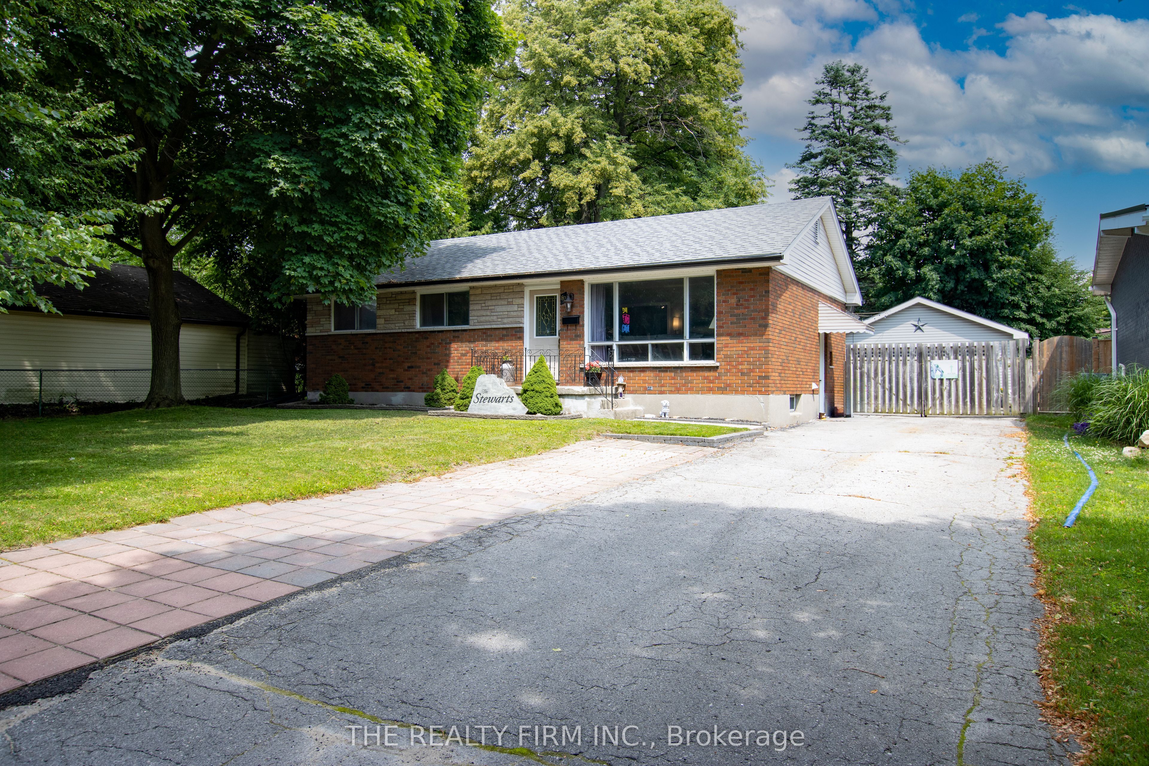 82 Langton Road Property Photo 2