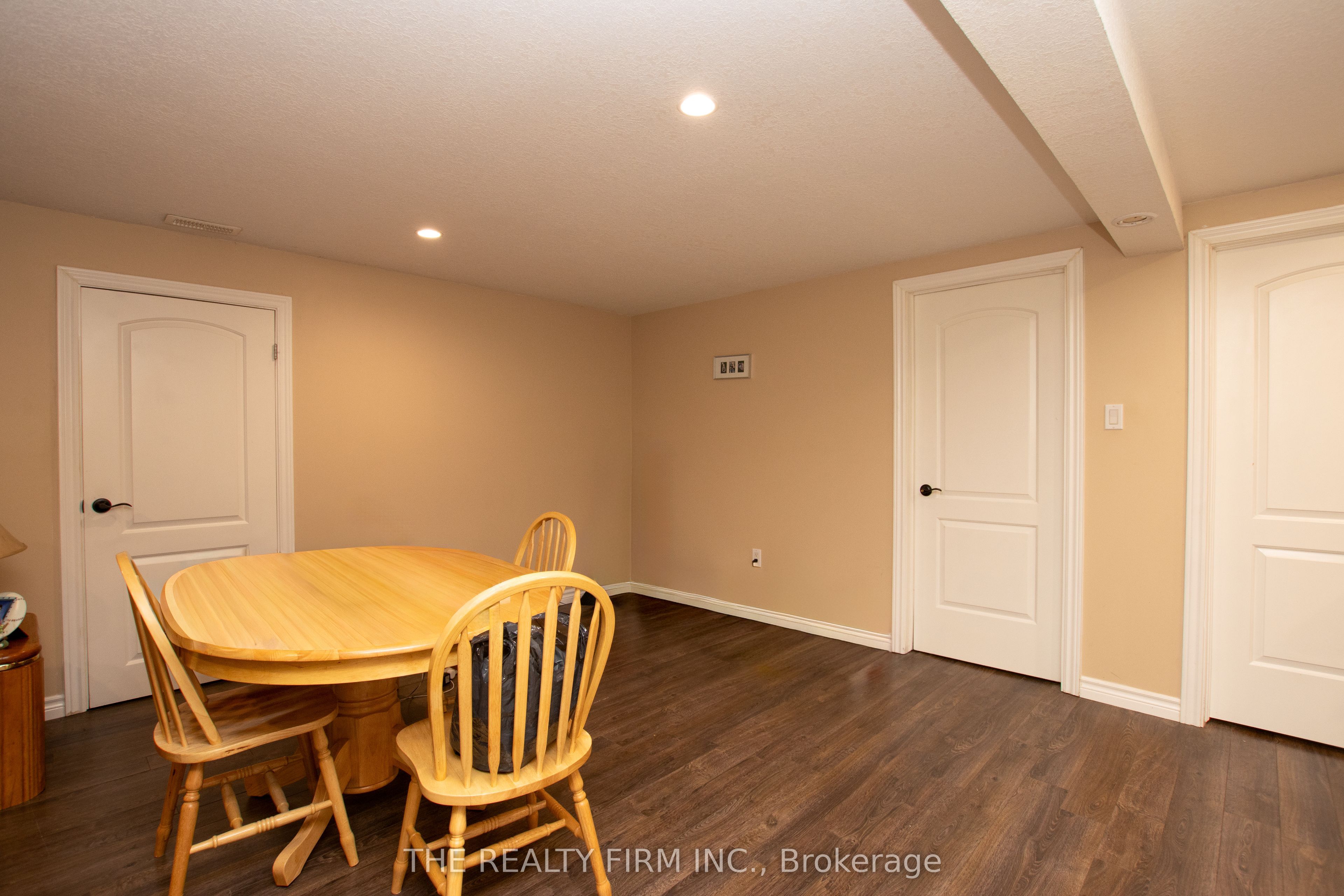 82 Langton Road Property Photo 25
