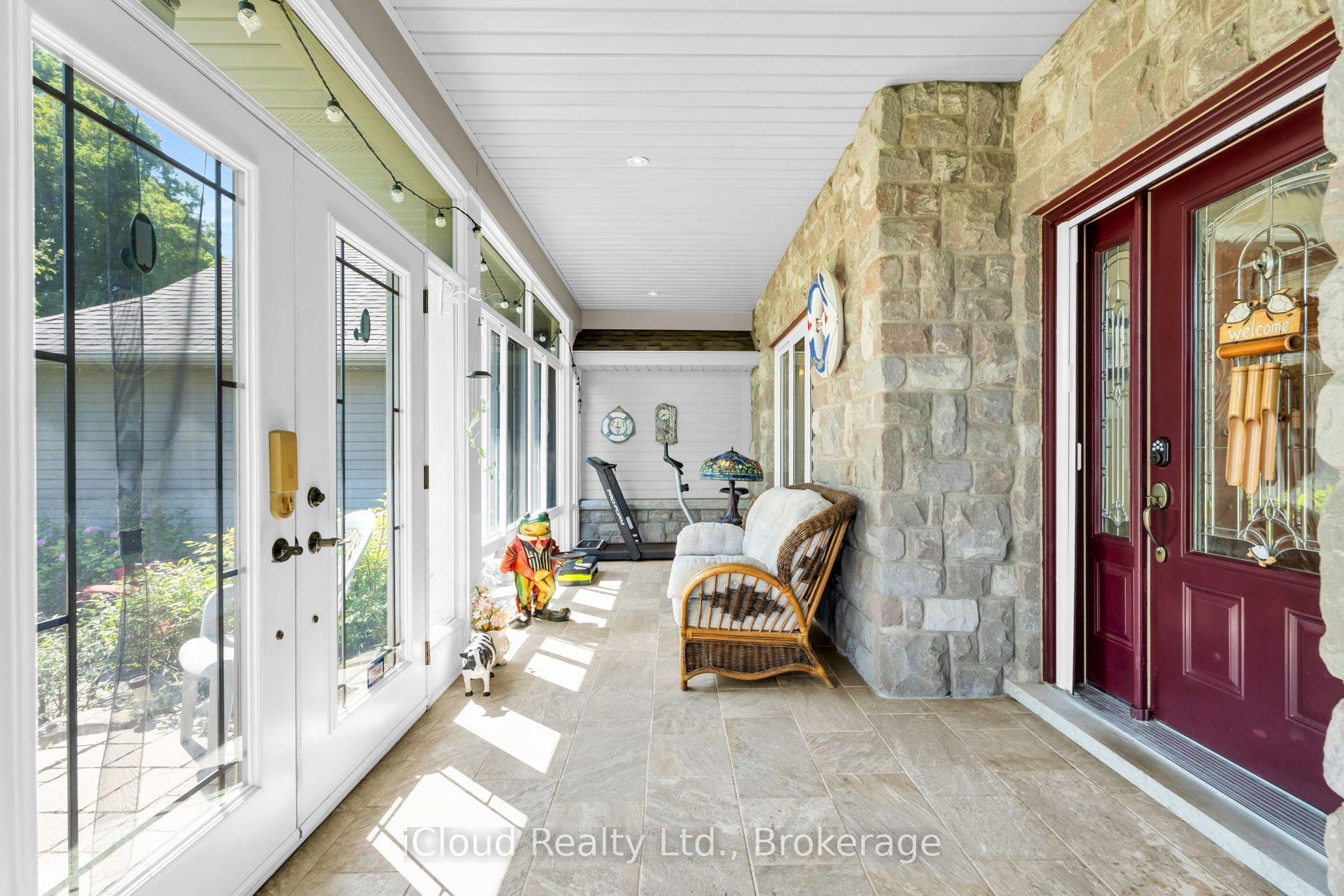 514164 2nd Line Property Photo 6