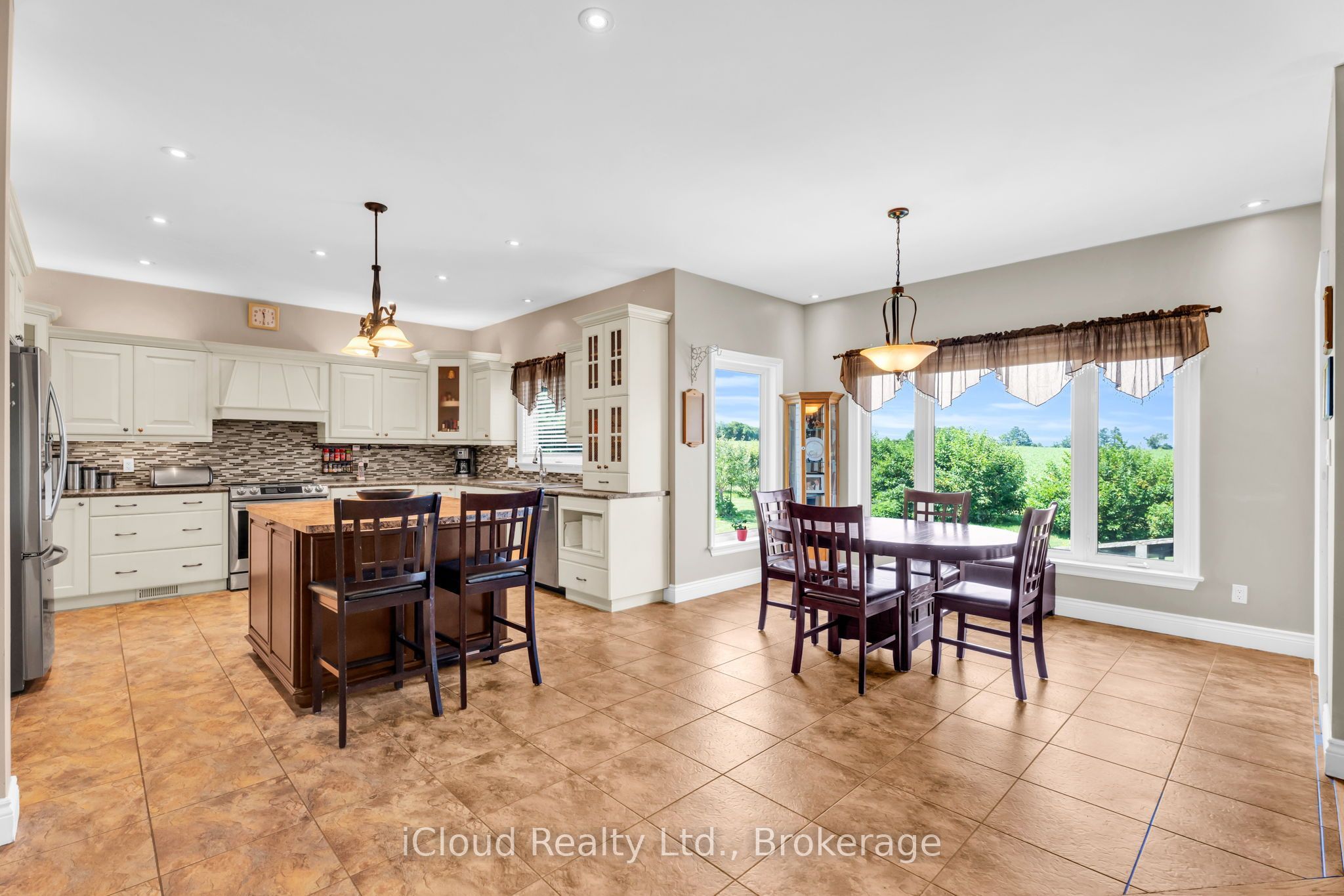514164 2nd Line Property Photo 13