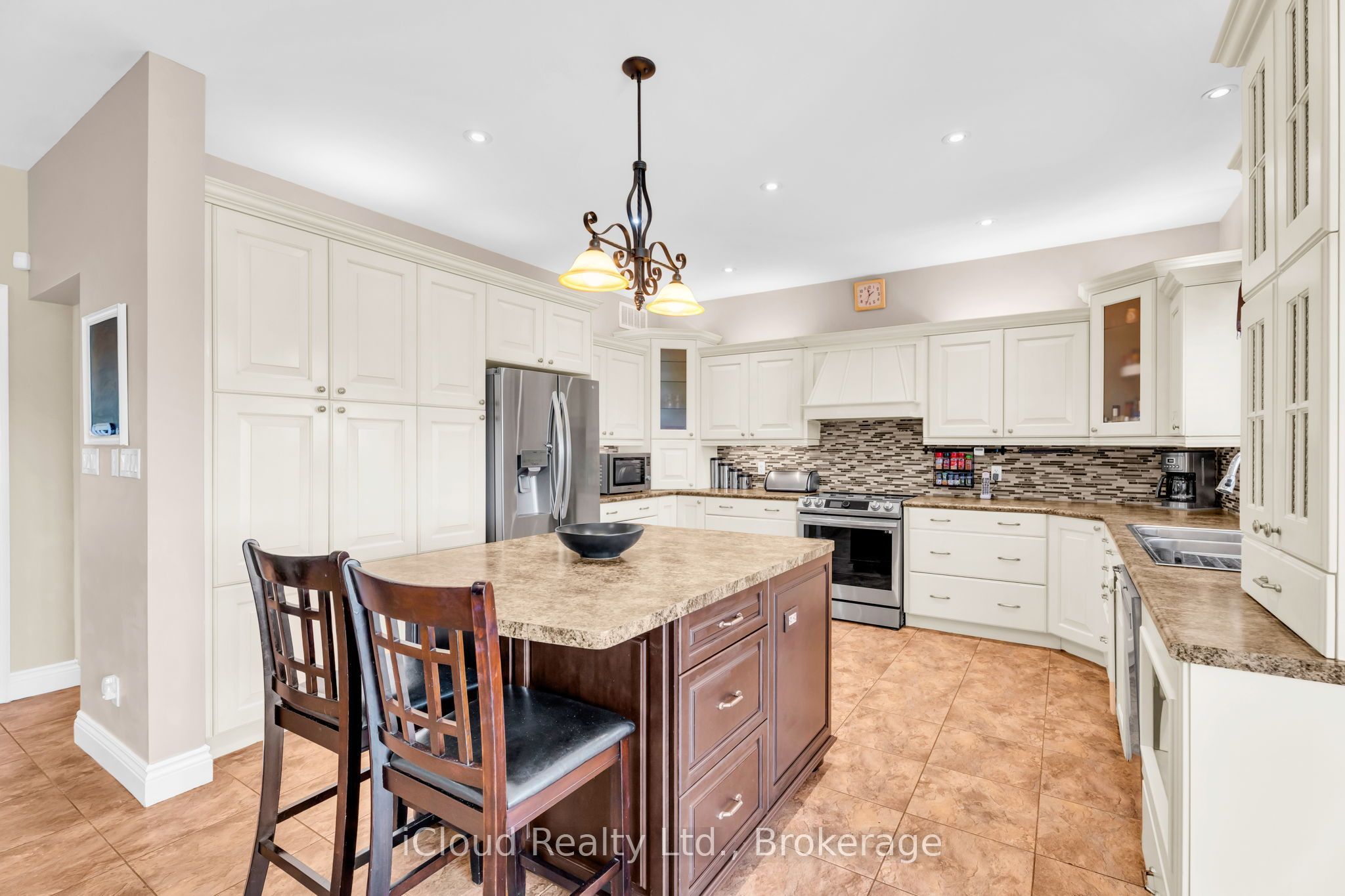 514164 2nd Line Property Photo 14