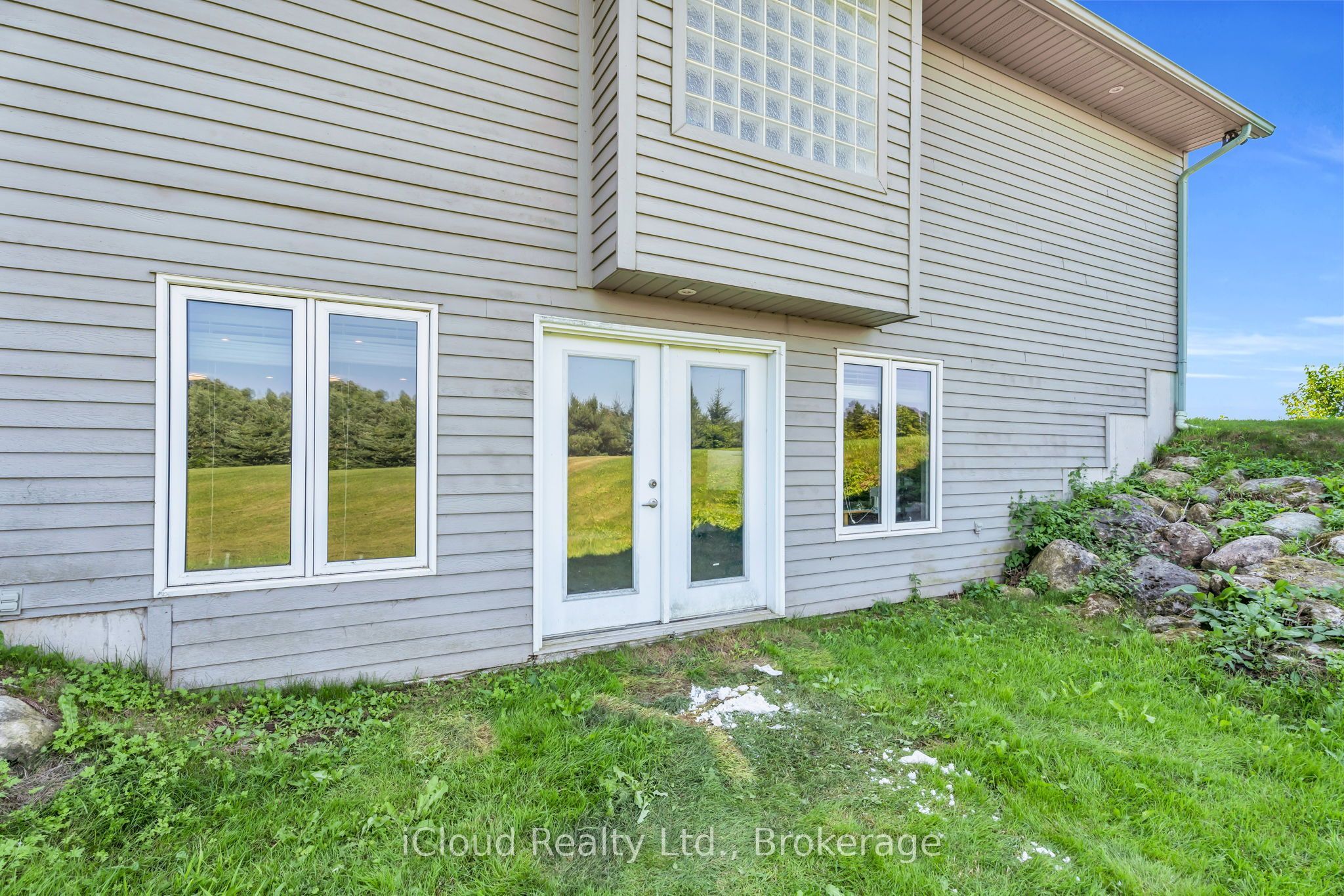514164 2nd Line Property Photo 31
