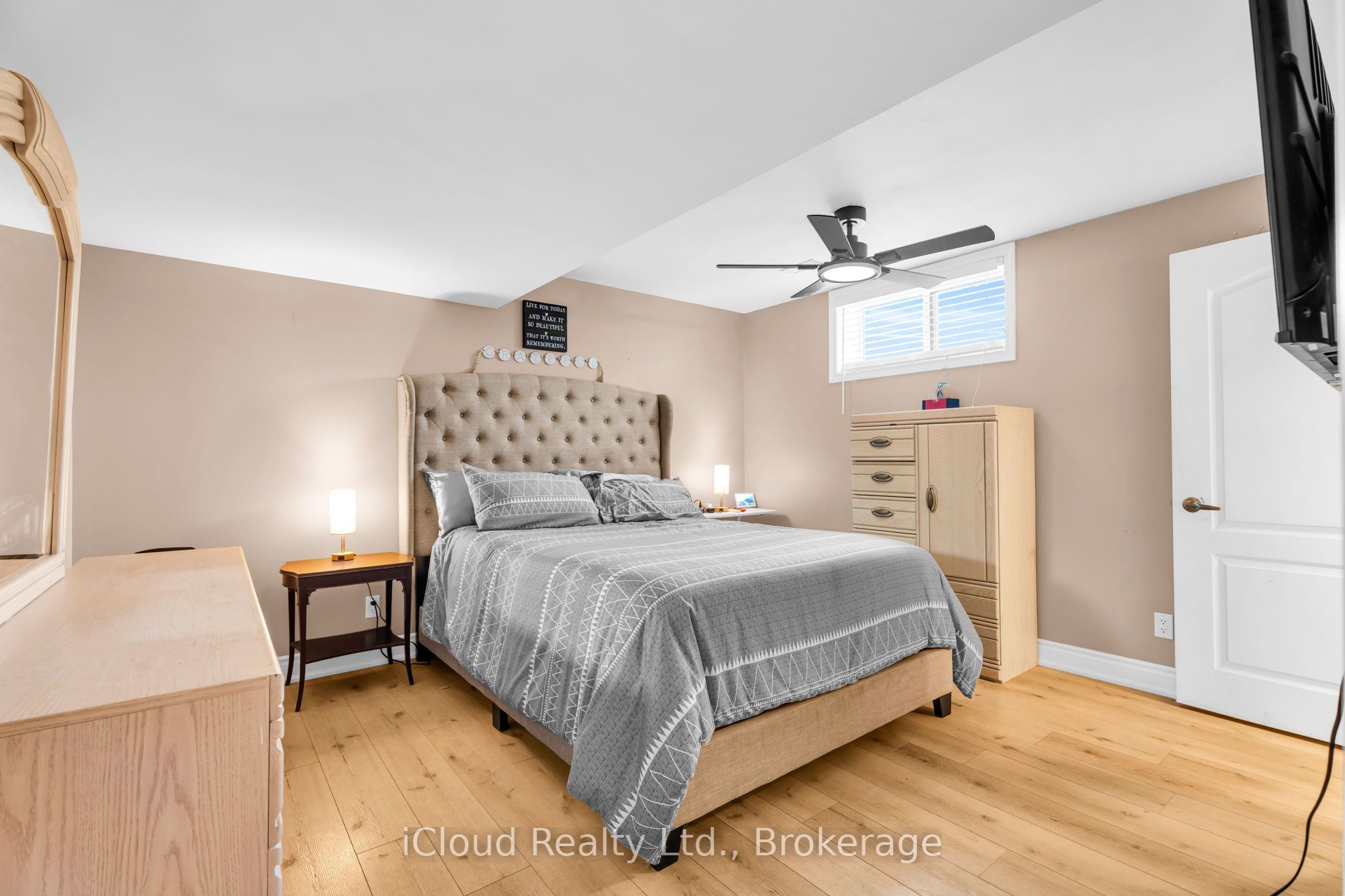 514164 2nd Line Property Photo 32