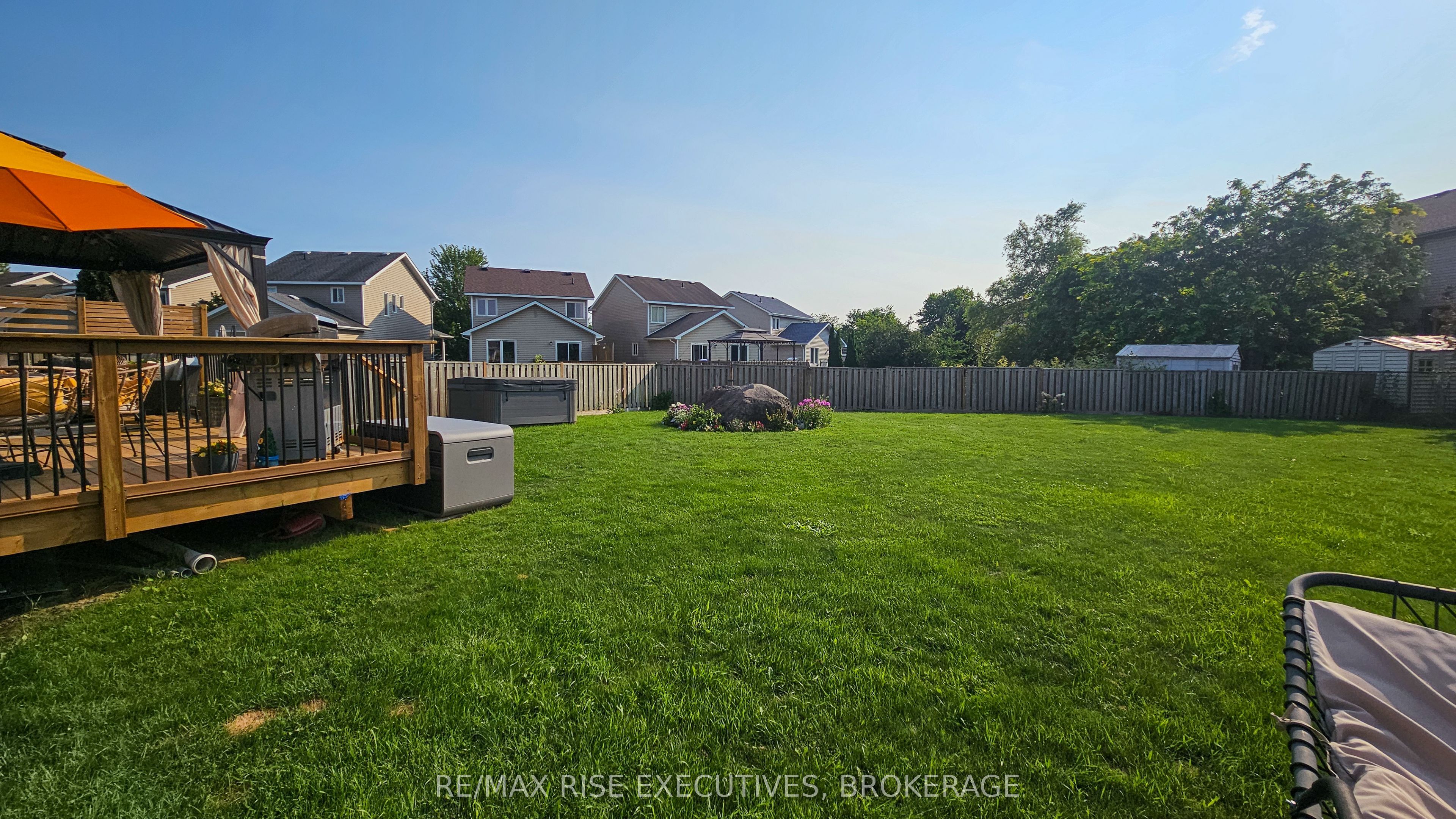 724 Margaret Way Property Photo 7